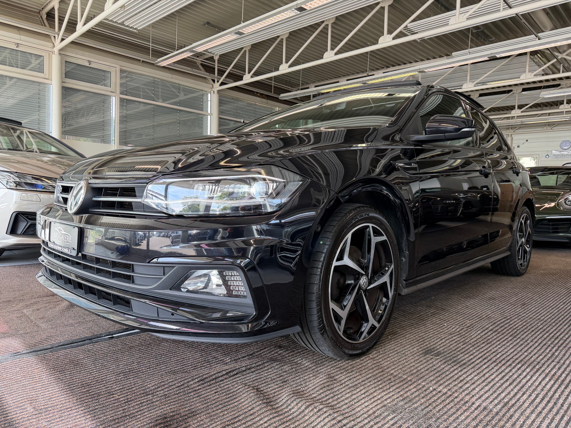 VW Polo 1.0 TSI BMT R-LINE Highline DSG | CH | Navi | PANORAMA | Keyless | Innovationspaket |-image-35