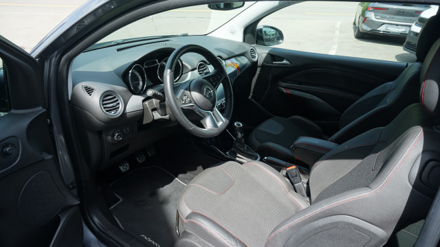 OPEL Adam 1.4 Turbo S-image-9