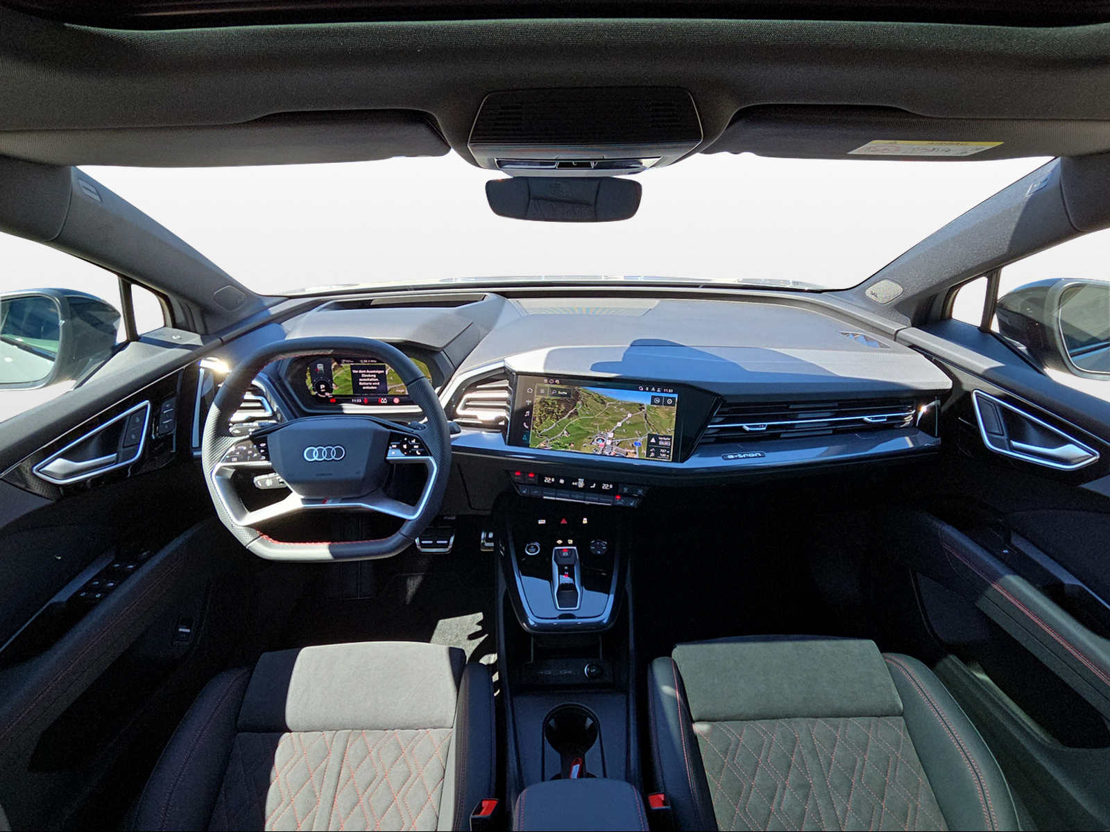 AUDI Q4 e-tron 45 Edition Swiss Ski quattro-image-3