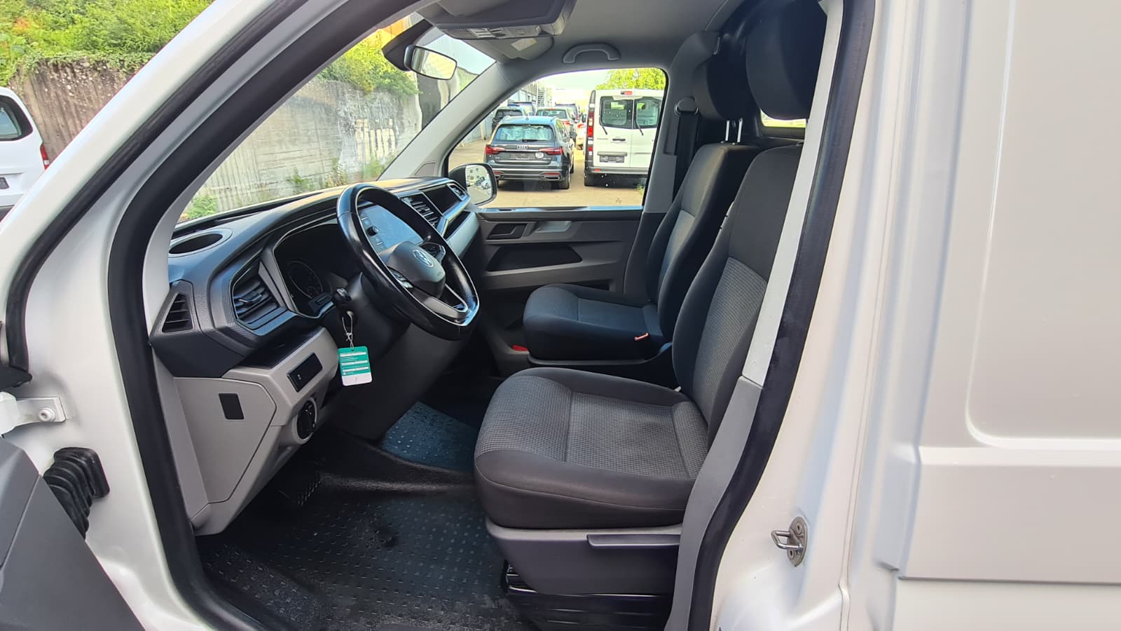 VW T6.1 2.0 TDI 4Motion DSG ** 150 PS ** Gr-Navi ** Klimaanlage ** Tempomat ** Sortimo ** PDC Hinten ** Frisch Ab MFK & Service **-image-17