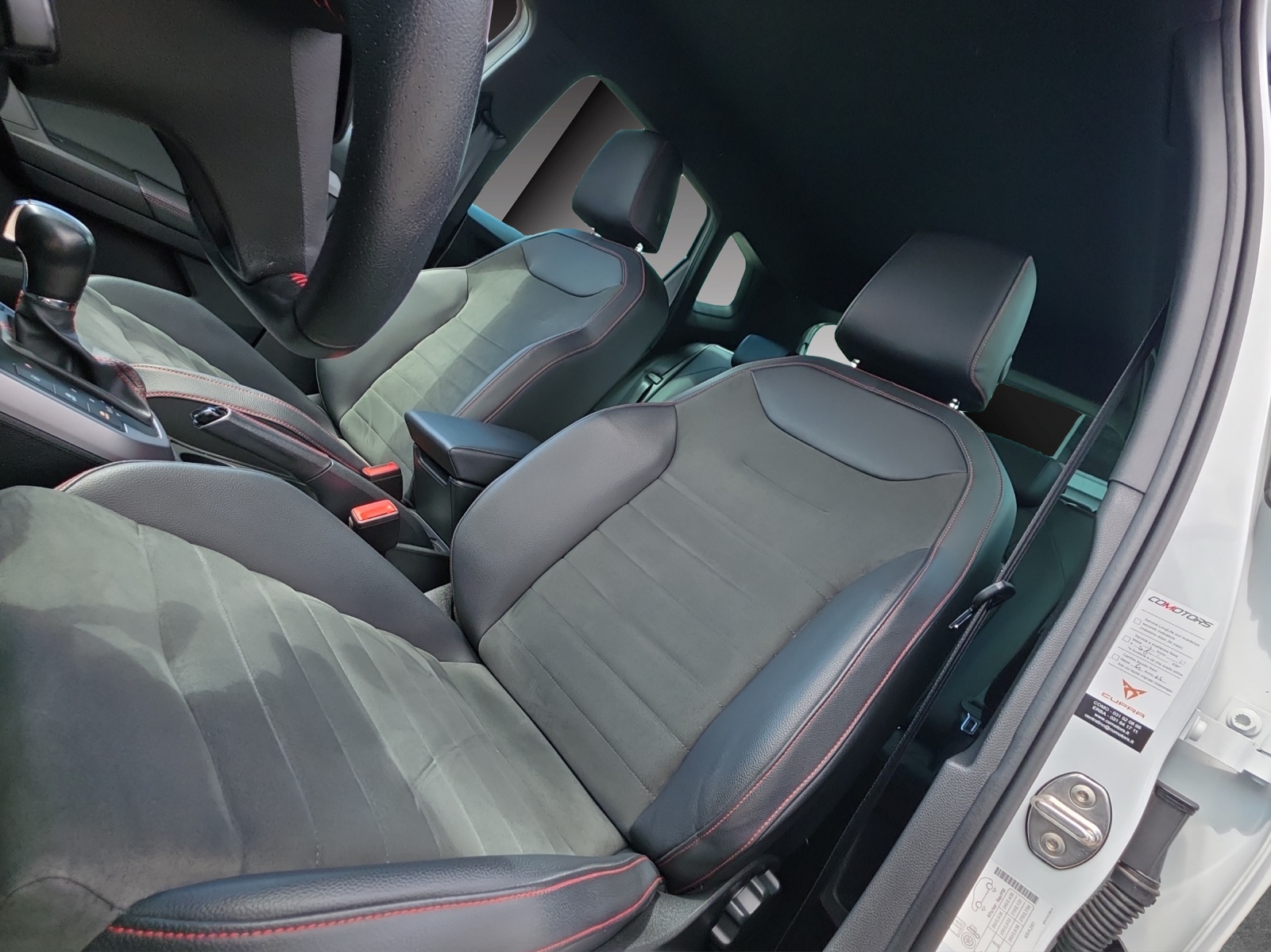 SEAT Arona 1.0 TSI Eco DSG FR-image-13