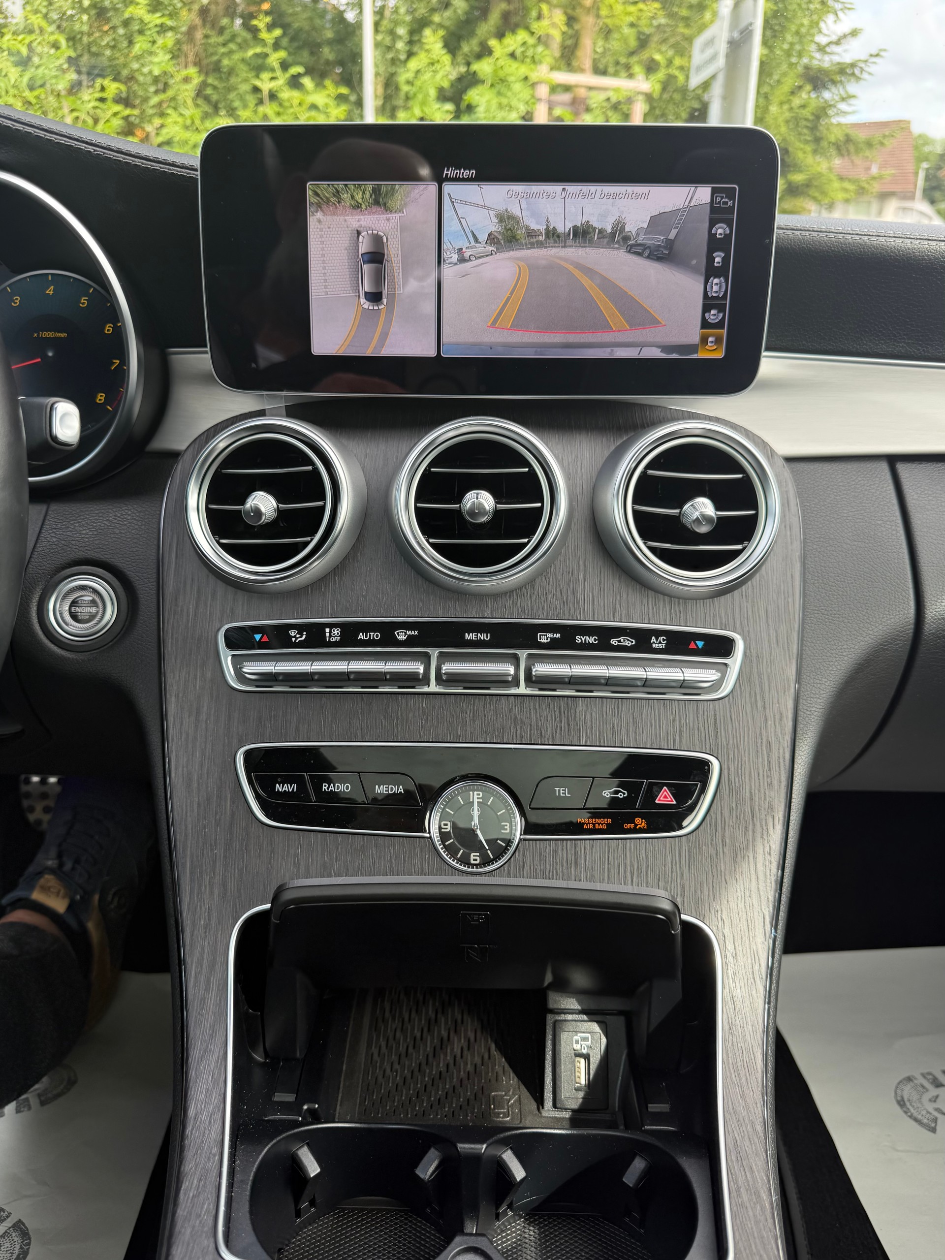 MERCEDES-BENZ C 300 Coupé 4Matic AMG Line 9G-tronic-image-5