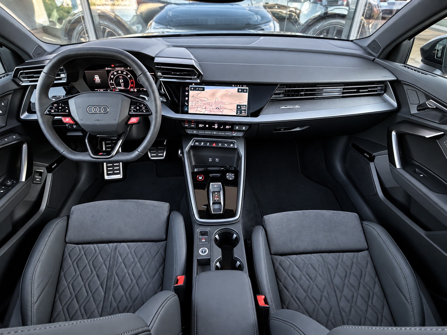 AUDI RS3 Sportback 2.5 TSI quattro S-tronic-image-13