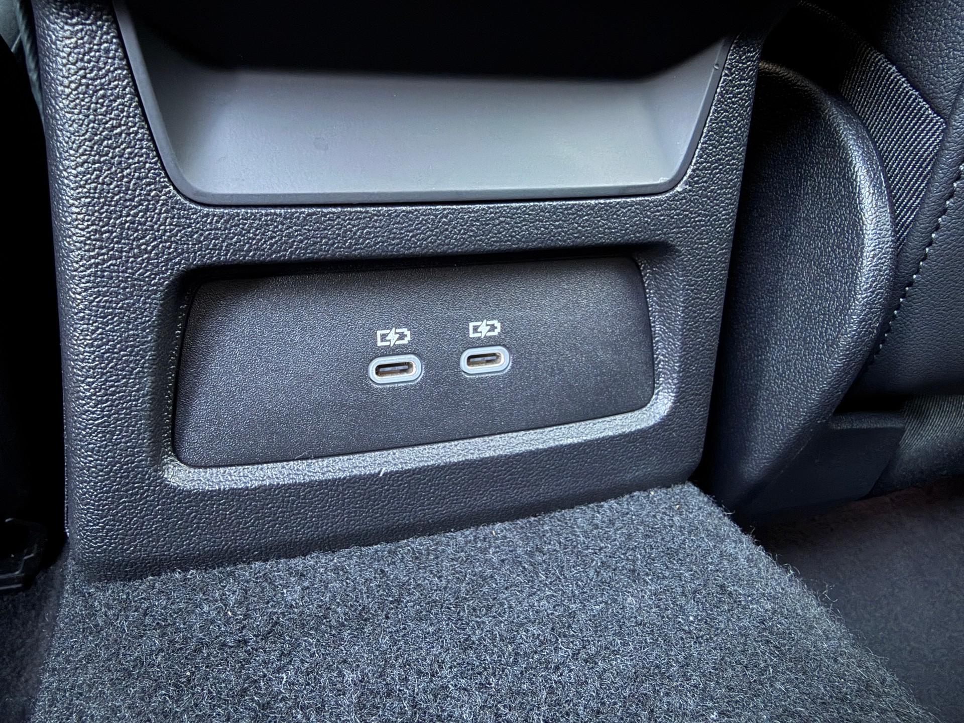 AUDI RS3 Sportback 2.5 TSI quattro S-tronic-image-16