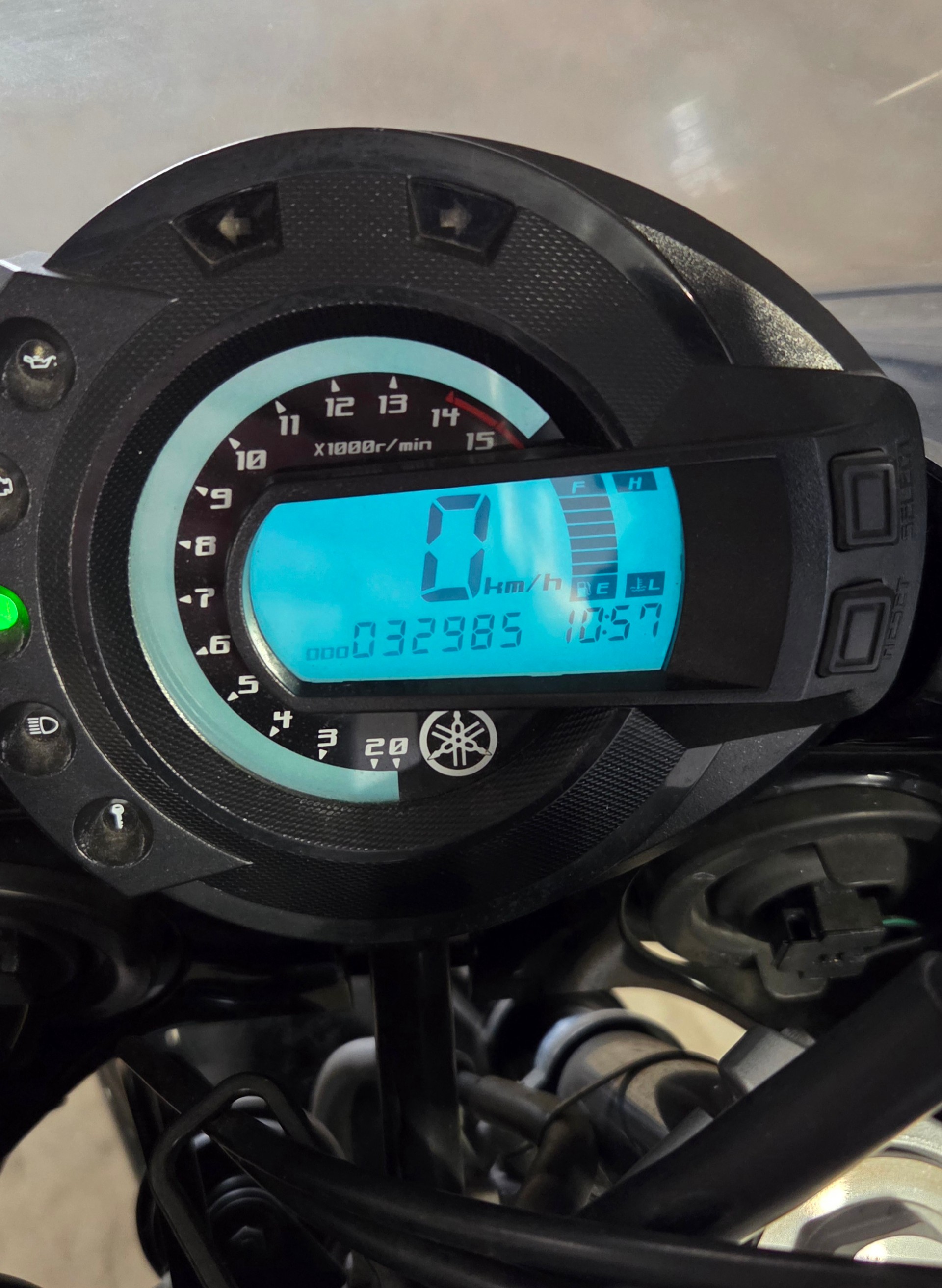 YAMAHA FZ6 Fazer