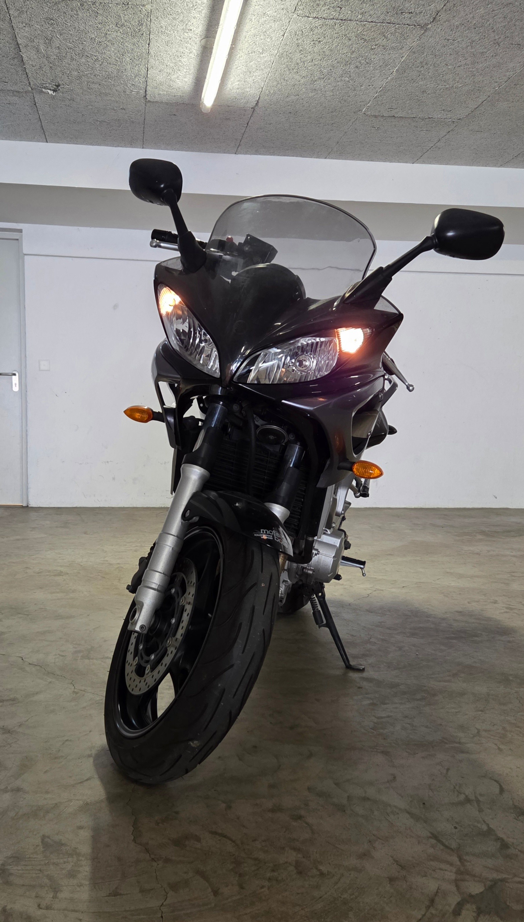 YAMAHA FZ6 Fazer-image-2