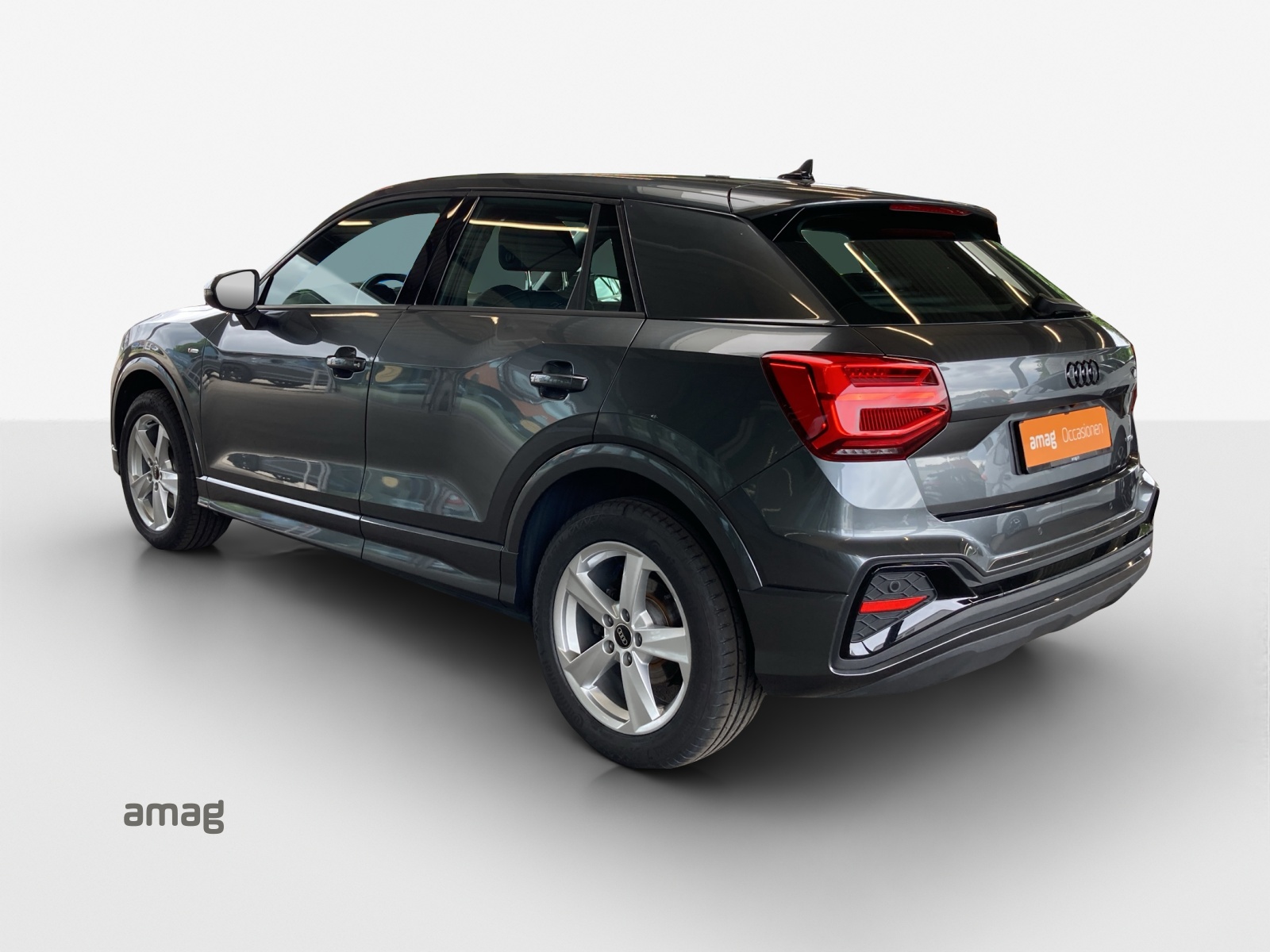 AUDI Q2 40 TFSI S line Attraction quattro S-tronic-showroom-element-2