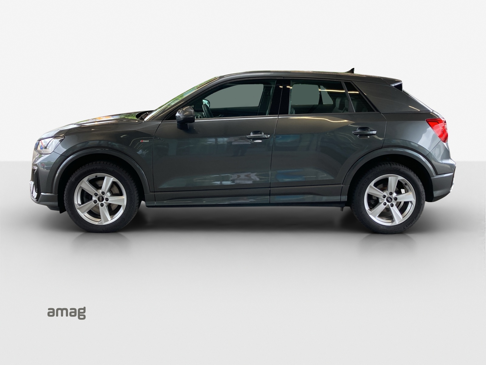 AUDI Q2 40 TFSI S line Attraction quattro S-tronic-showroom-element-1