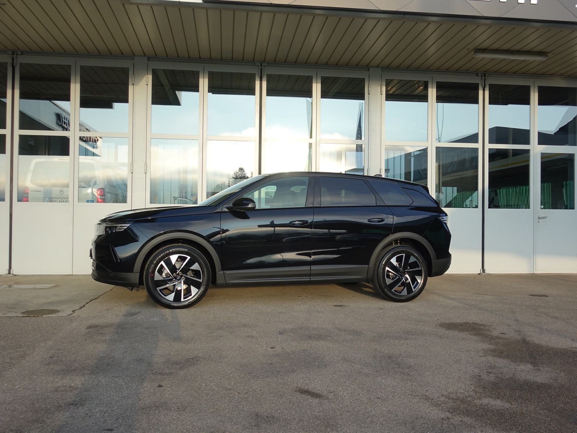 OPEL Grandland 1.2MHEV GS eDCT-image-19