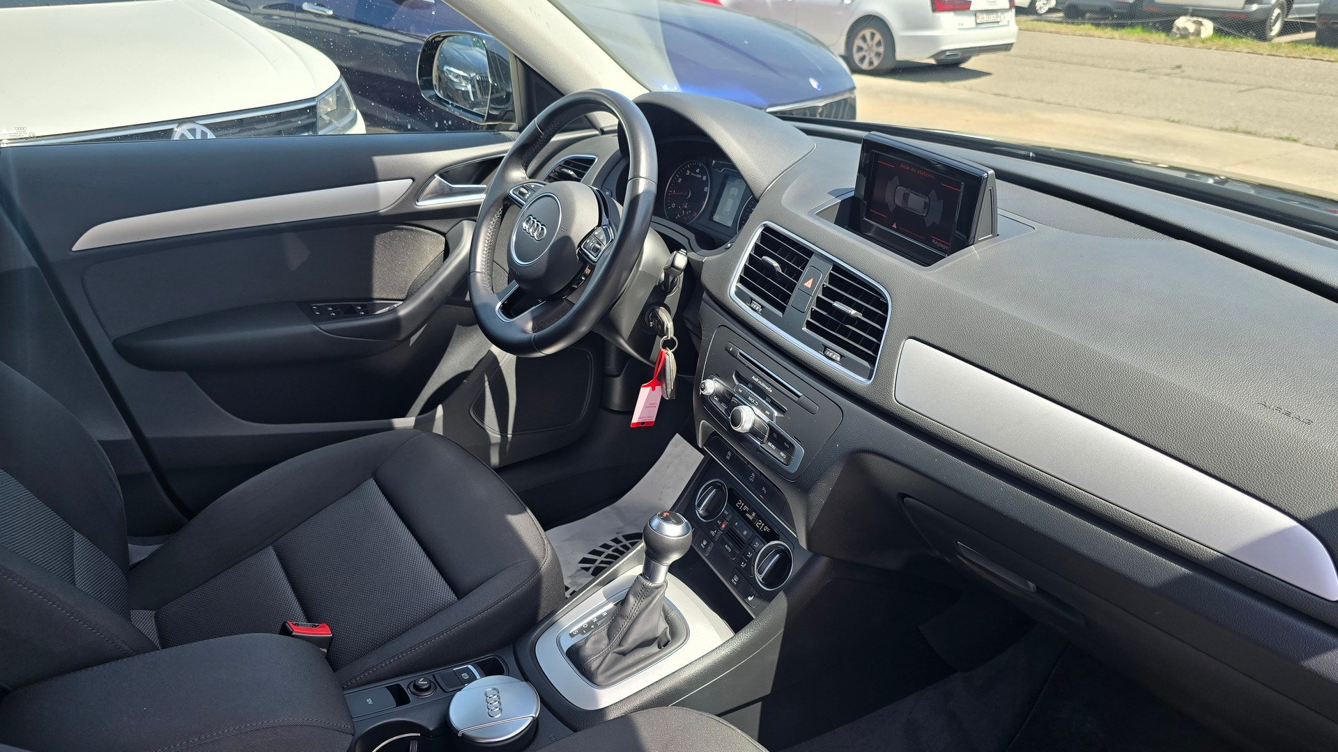 AUDI Q3 1.4 TFSI S-tronic-image-6