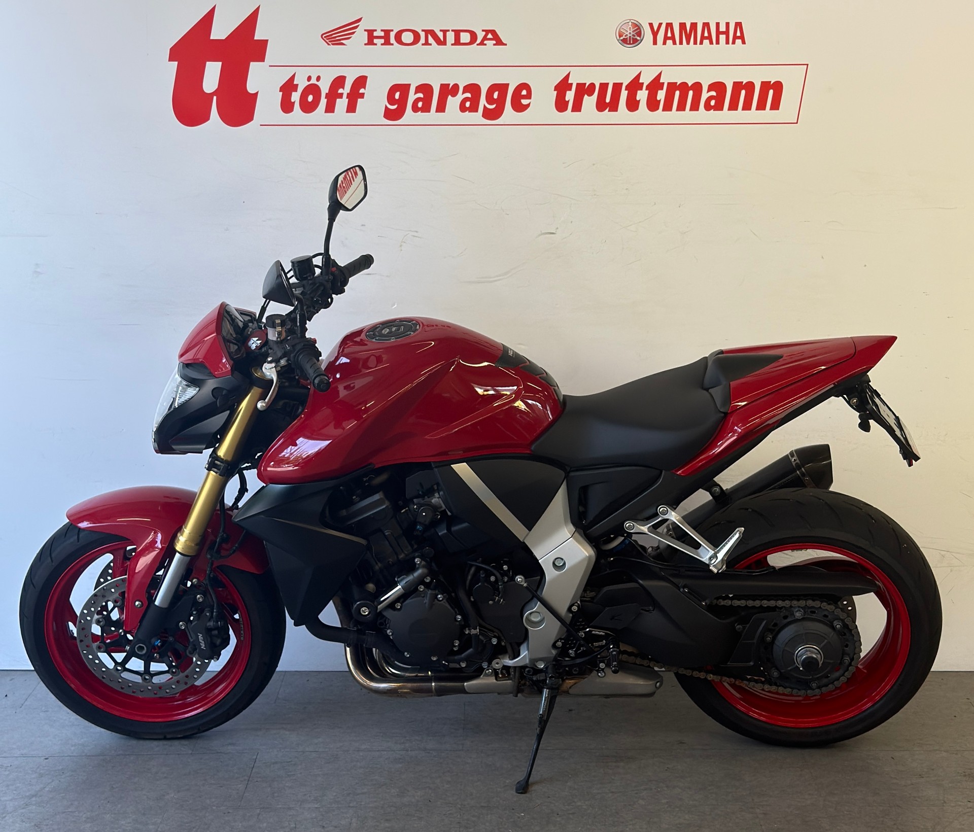 HONDA CB 1000 R ABS-showroom-element-1