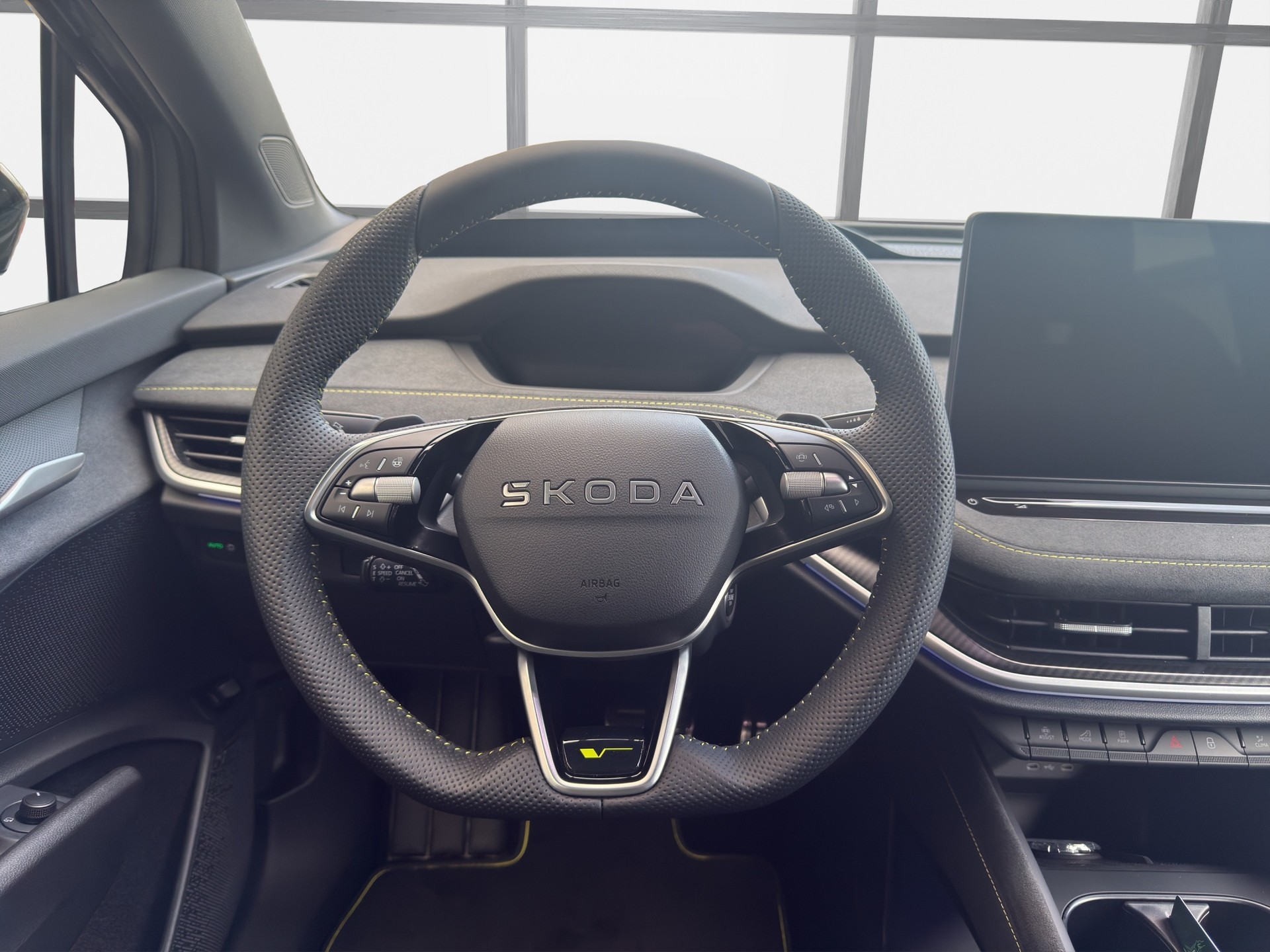 SKODA Elroq RS 4x4-image-9