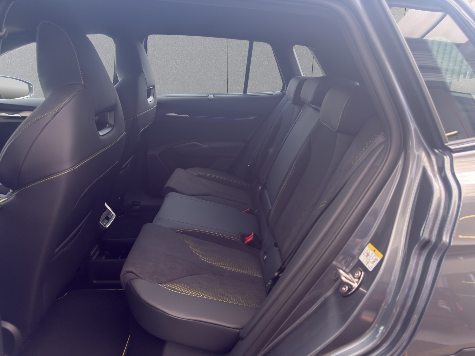 SKODA Elroq RS 4x4-image-12