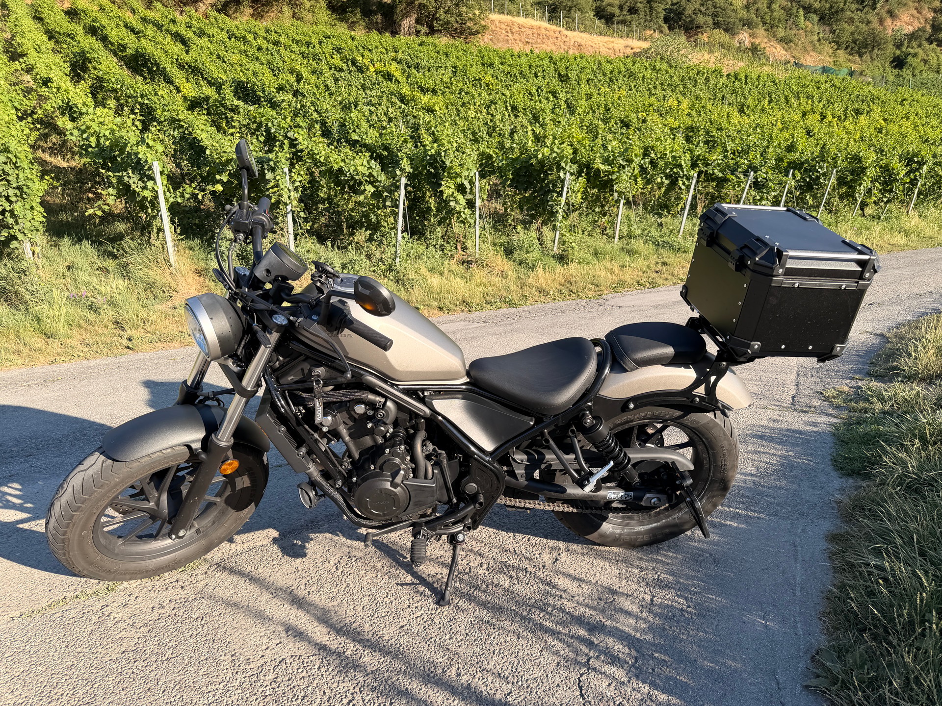 HONDA CMX500 Rebel ABS-image-2