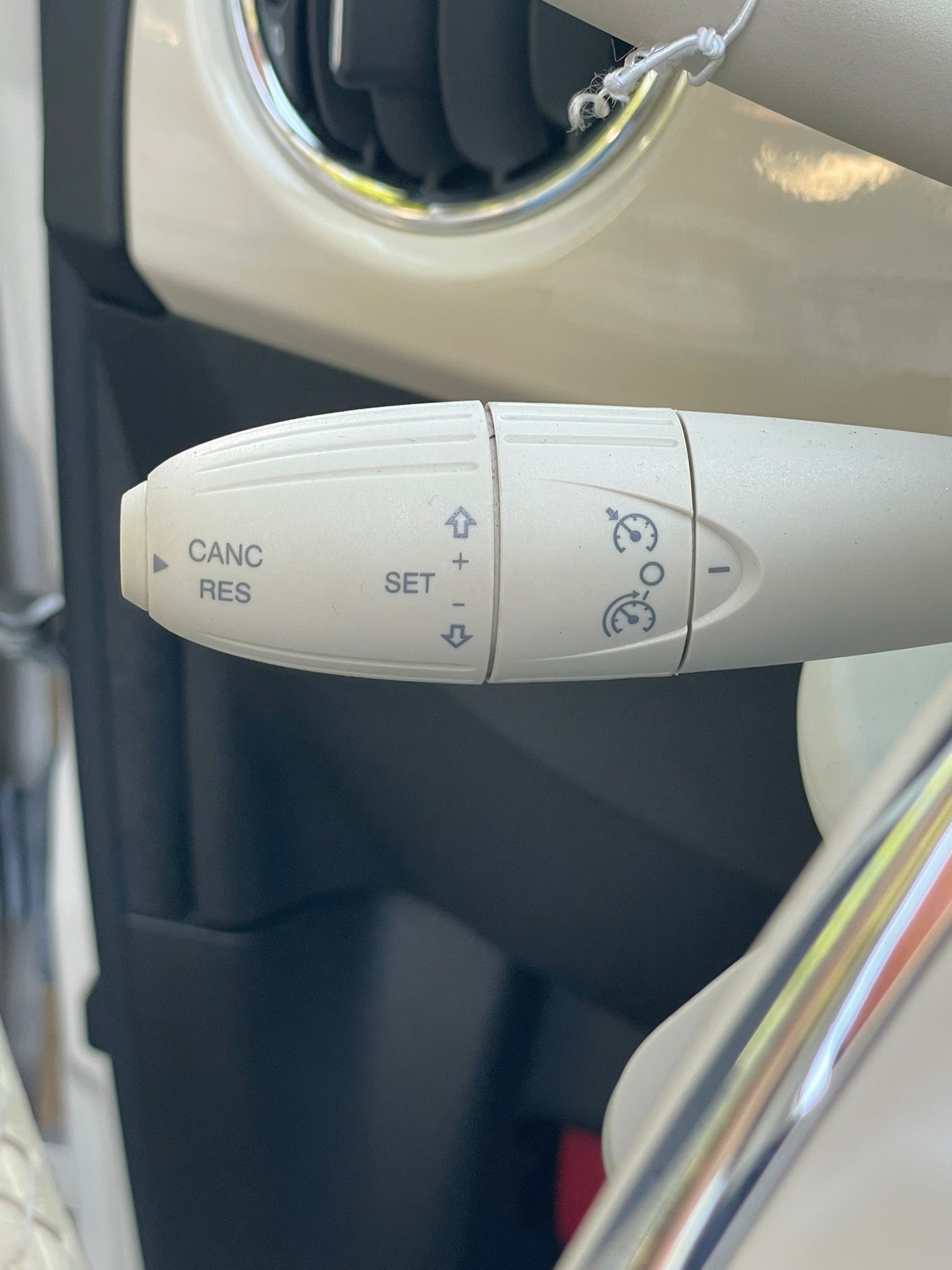 FIAT Facelift Fiat 500C Collezione Dualogic | Top ausgestattet | CH-Auto | ab CHF 155.– monatlich-image-8