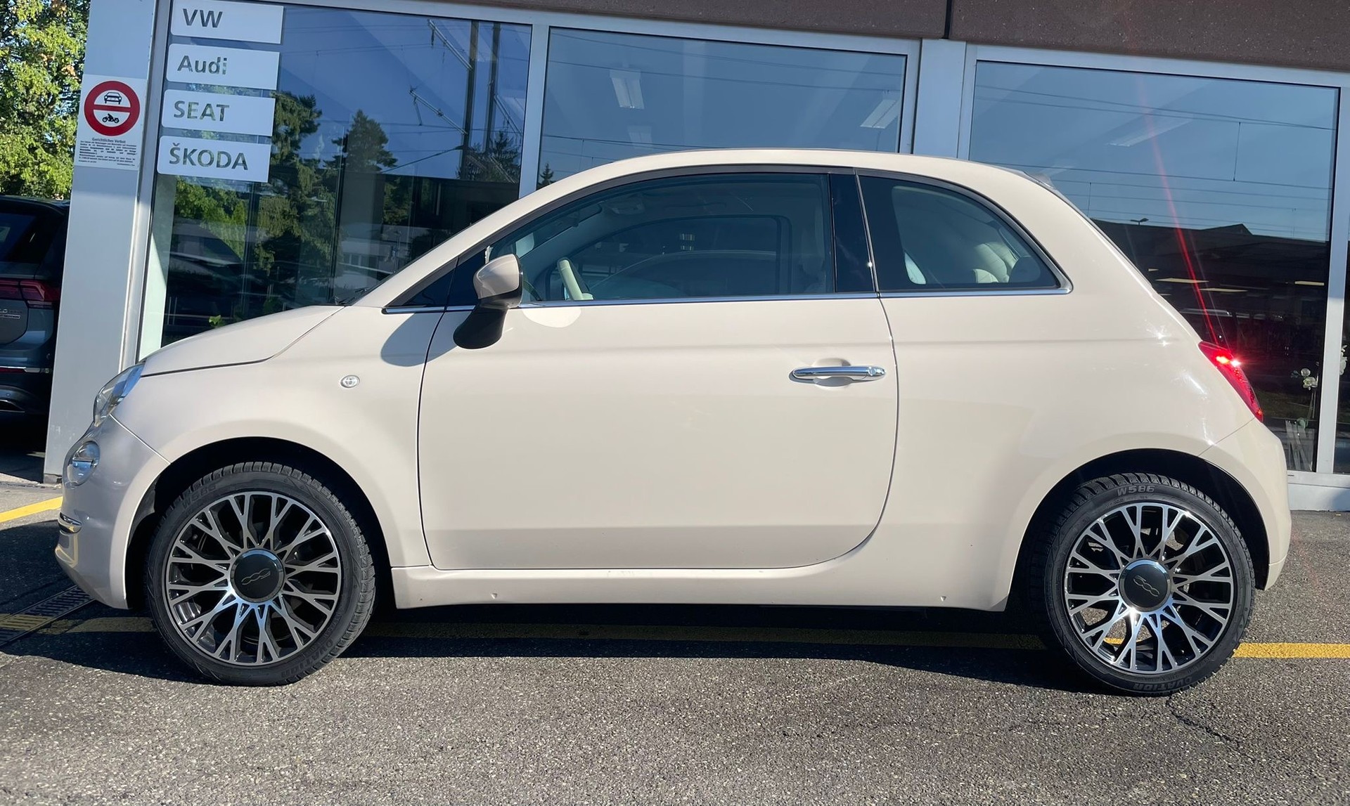 FIAT Facelift Fiat 500C Collezione Dualogic | Top ausgestattet | CH-Auto | ab CHF 155.– monatlich