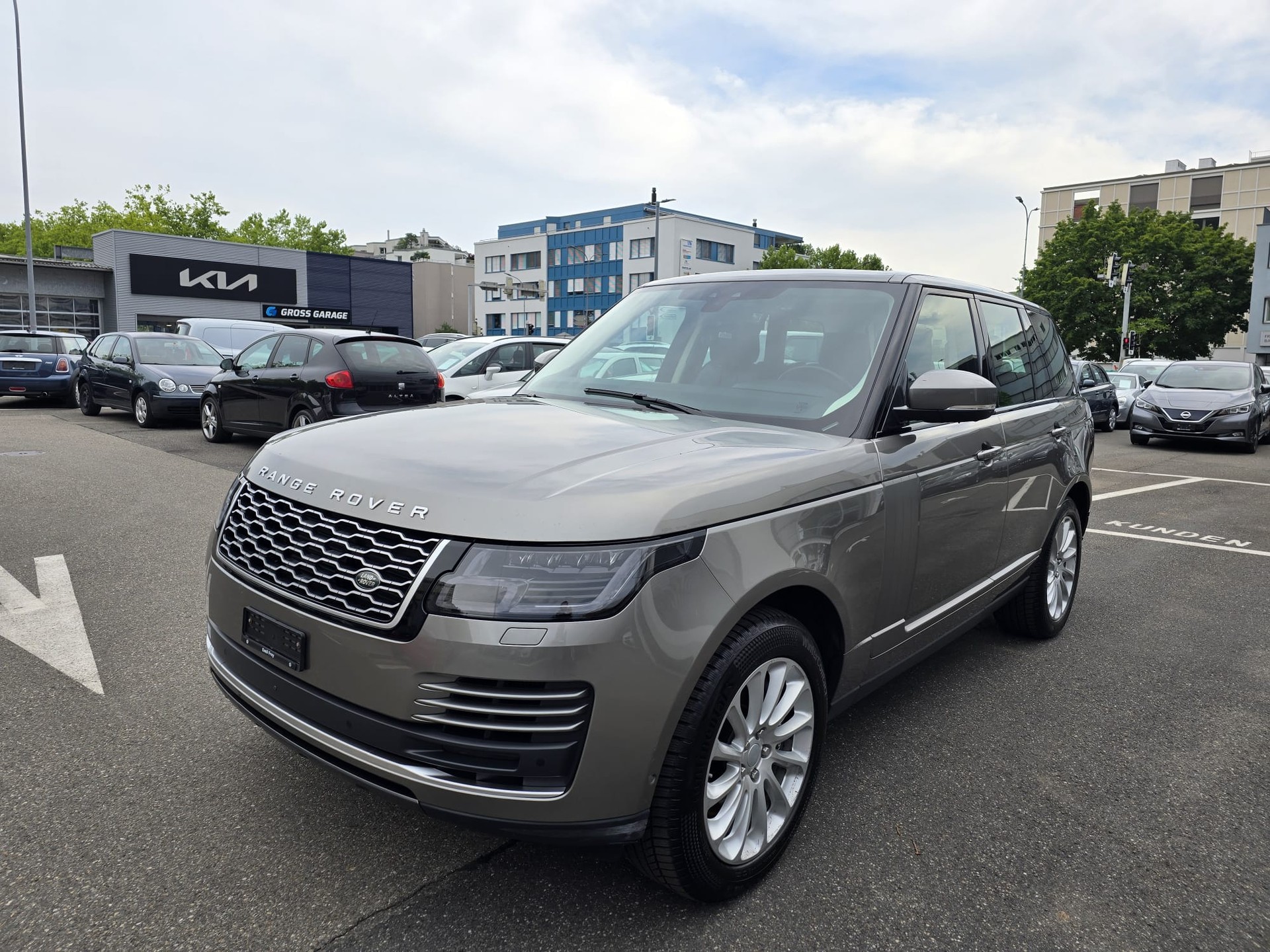 LAND ROVER Range Rover 4.4 SDV8 Vogue Automatic