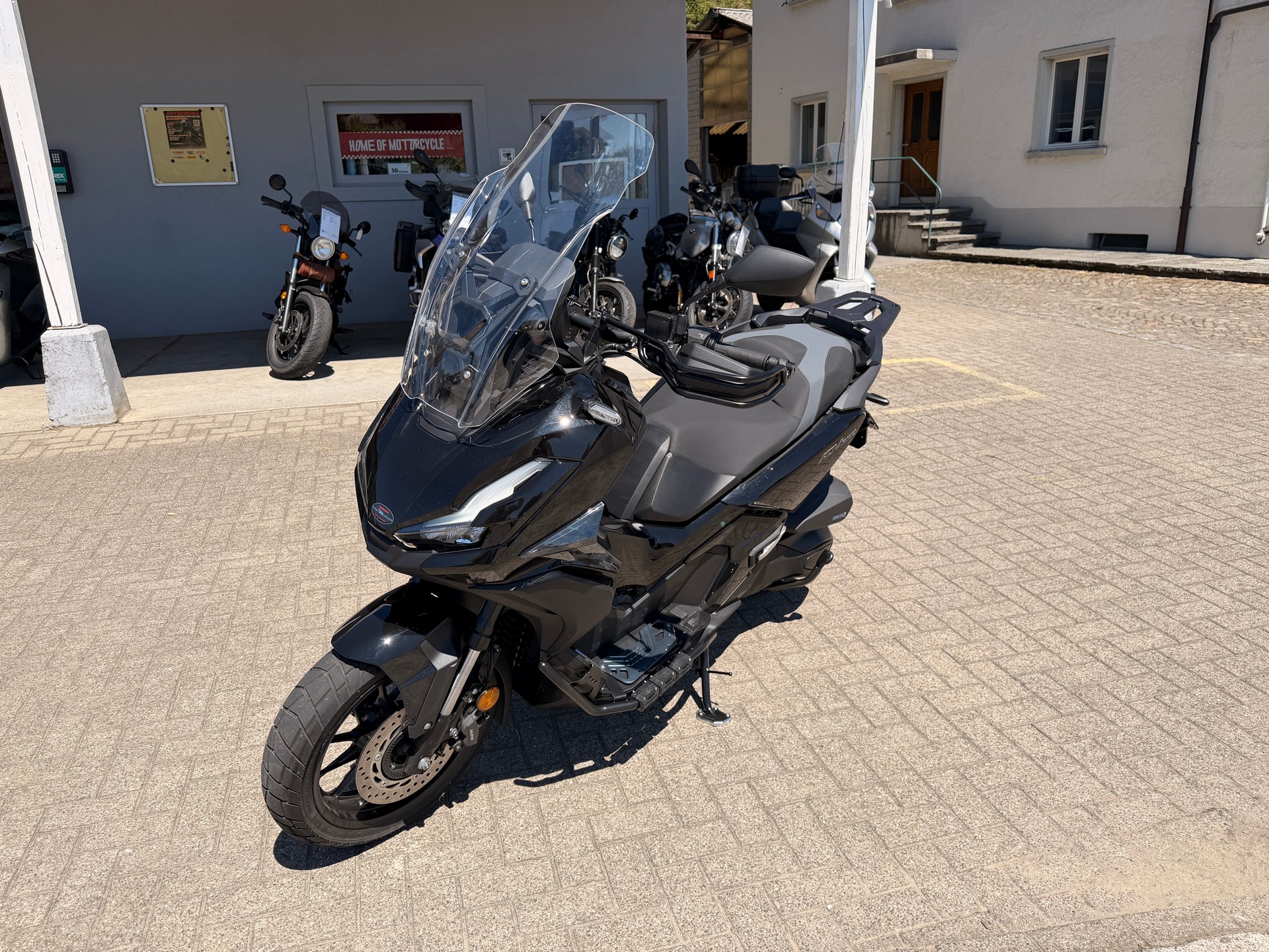 HONDA ADV 350-image-5