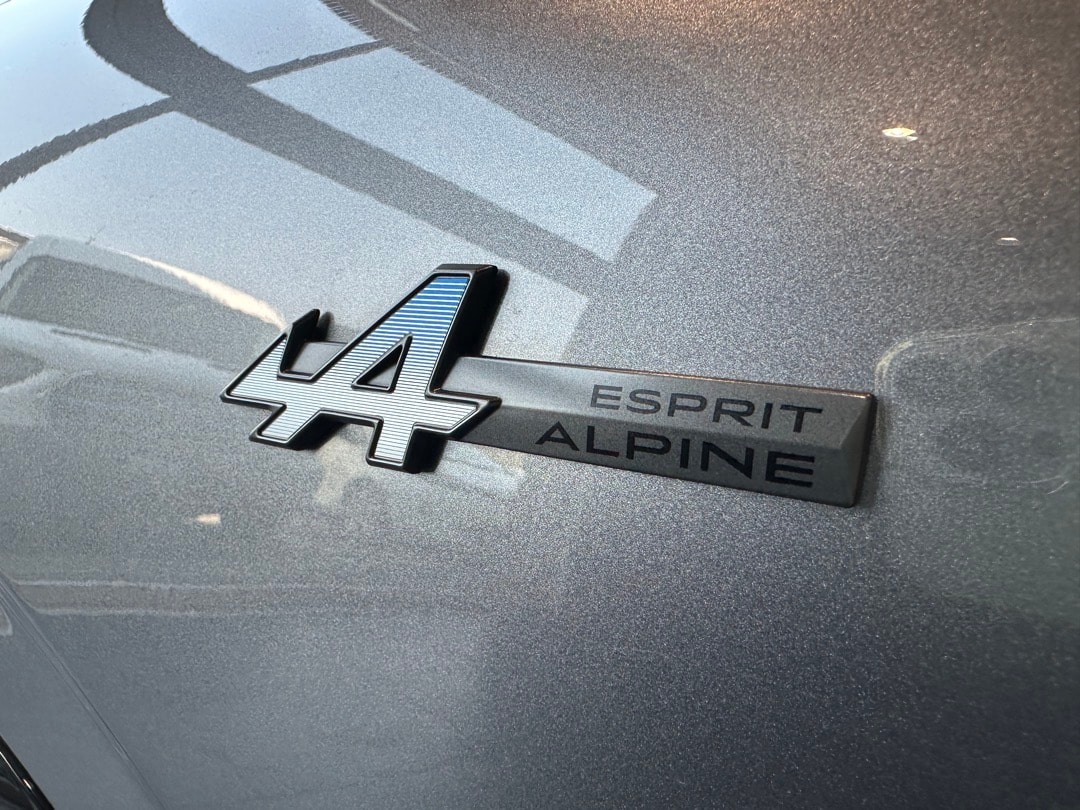 RENAULT Mégane E-TECH EV60 Esprit Alpine-showroom-element-3