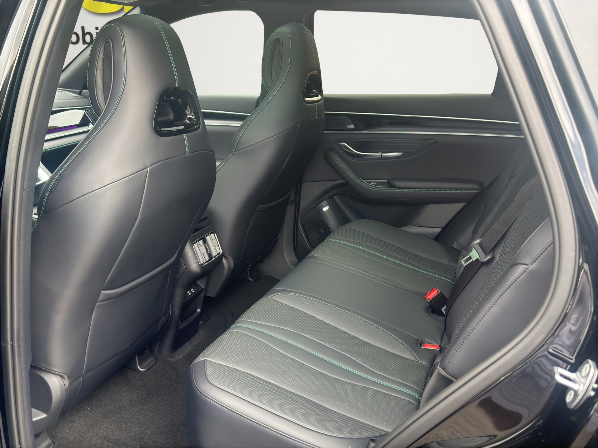 BYD Seal U DM-i Design AWD 4x4-image-15