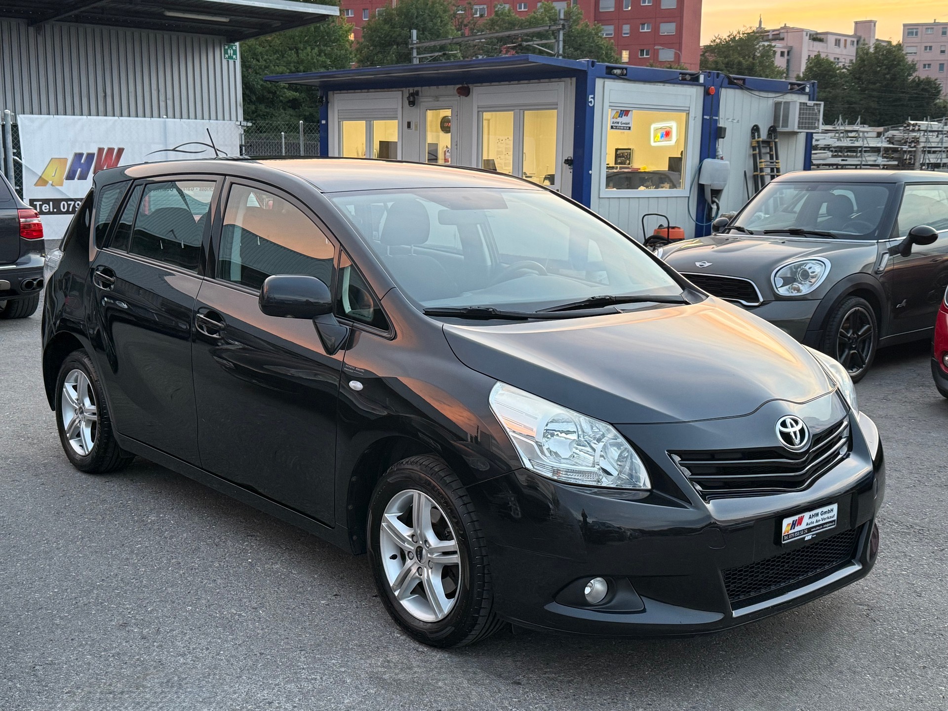 TOYOTA Verso 1.8 Linea Luna Multidrive / Frisch ab MFK 13.07.2026 / Servicegepflegt bei TOYOTA / 7 Plätzer / 8-fach bereift / 1.Hand-image-2