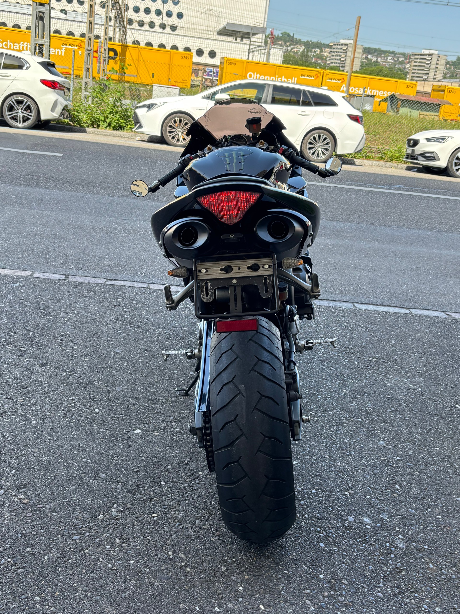 YAMAHA YZF-R1-image-5