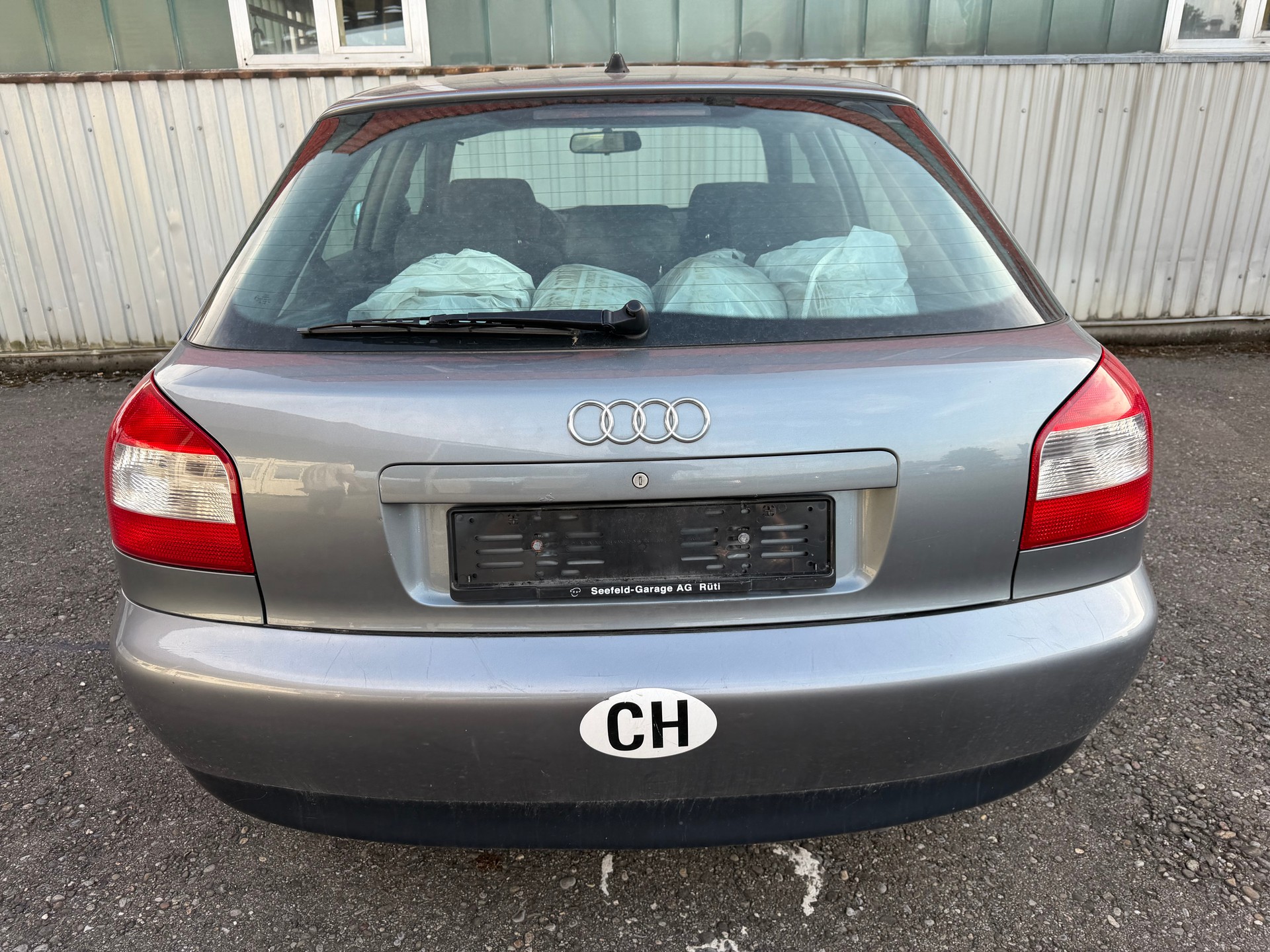 AUDI A3 1.8 T Attraction-image-3