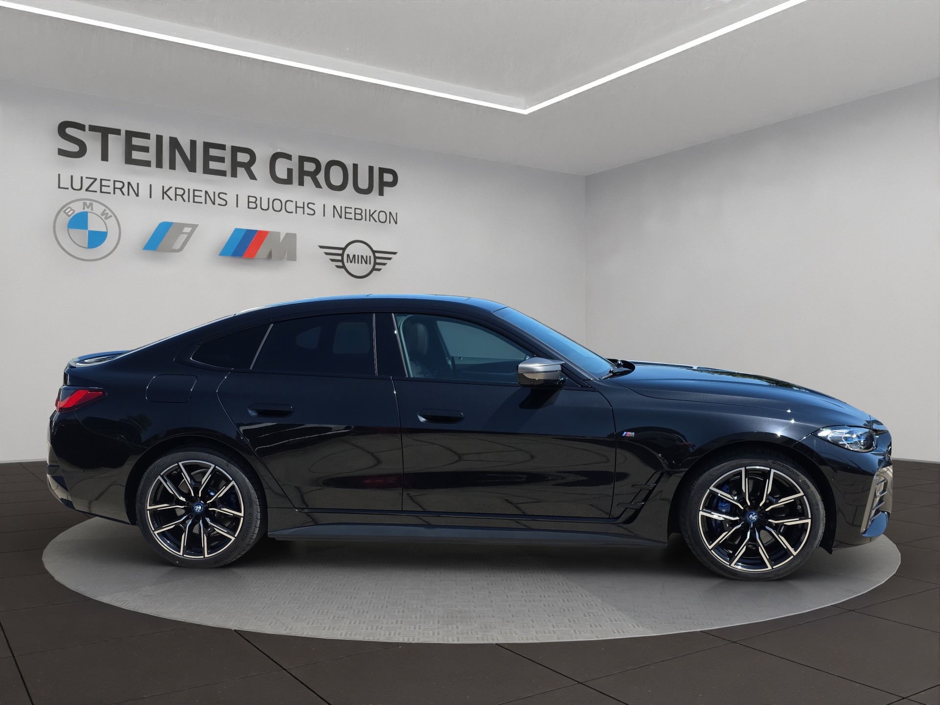 BMW i4 M50-showroom-element-3