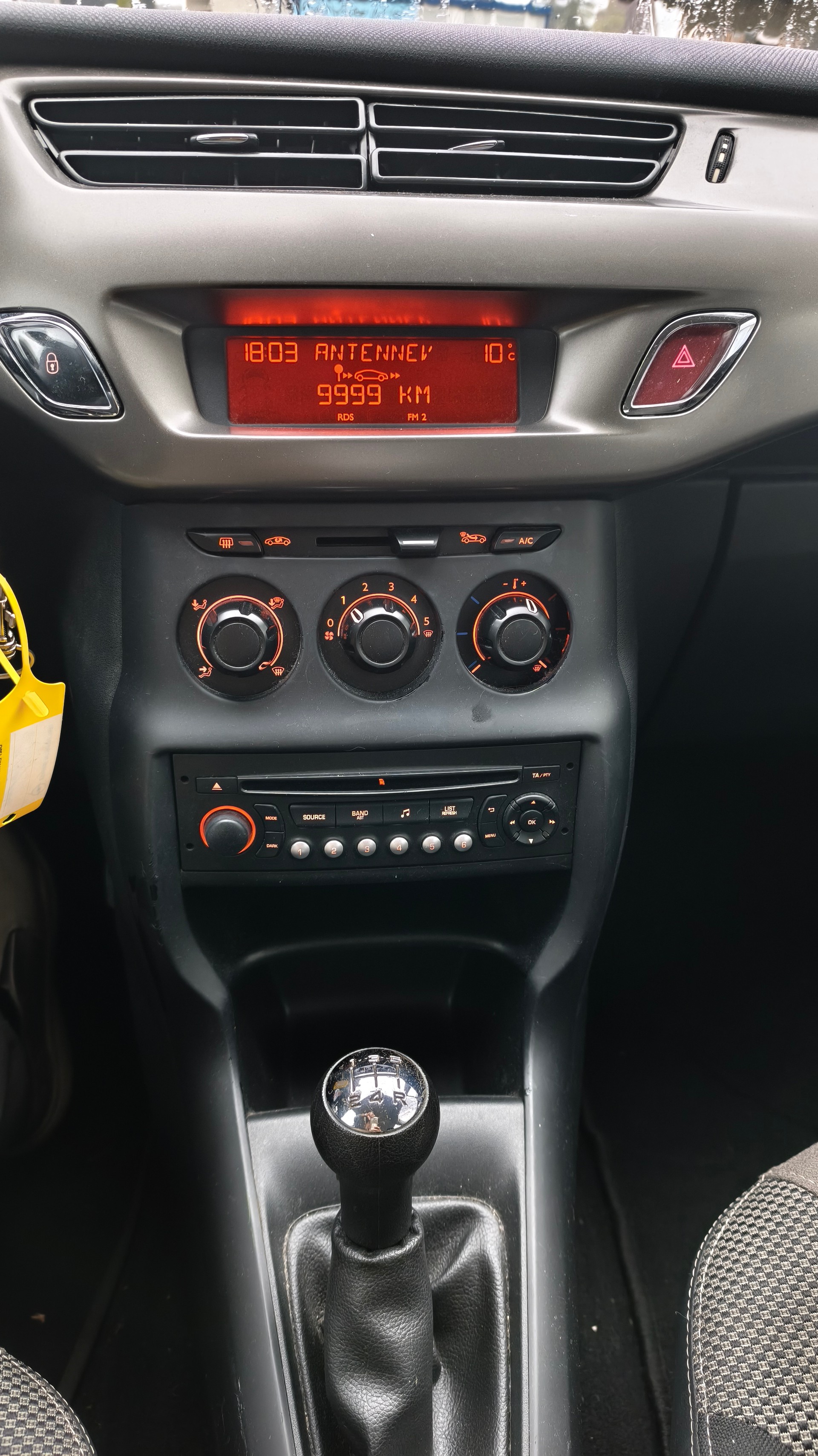 CITROEN C3 1.2i Sélection-image-9