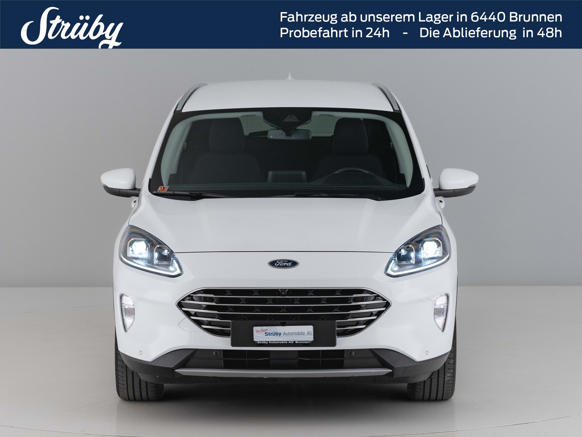 FORD Kuga 2.0 EcoBlue Titanium 4x4-showroom-element-2