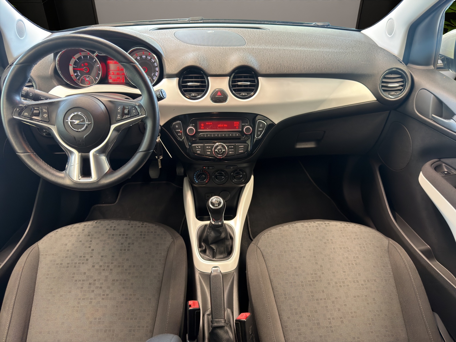 OPEL Adam 1.4 JAM-image-8
