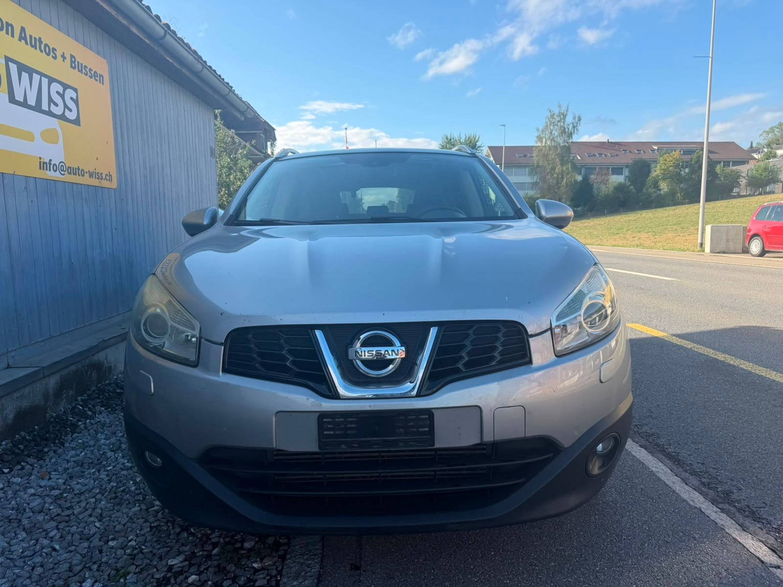 NISSAN Qashqai 2.0 dCi 4WD tekna-showroom-element-1