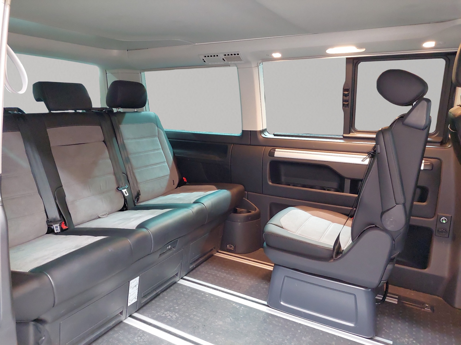 VW T6.1 California 2.0 Bi-TDI Beach Edition Liberty 4Motion DSG-image-10