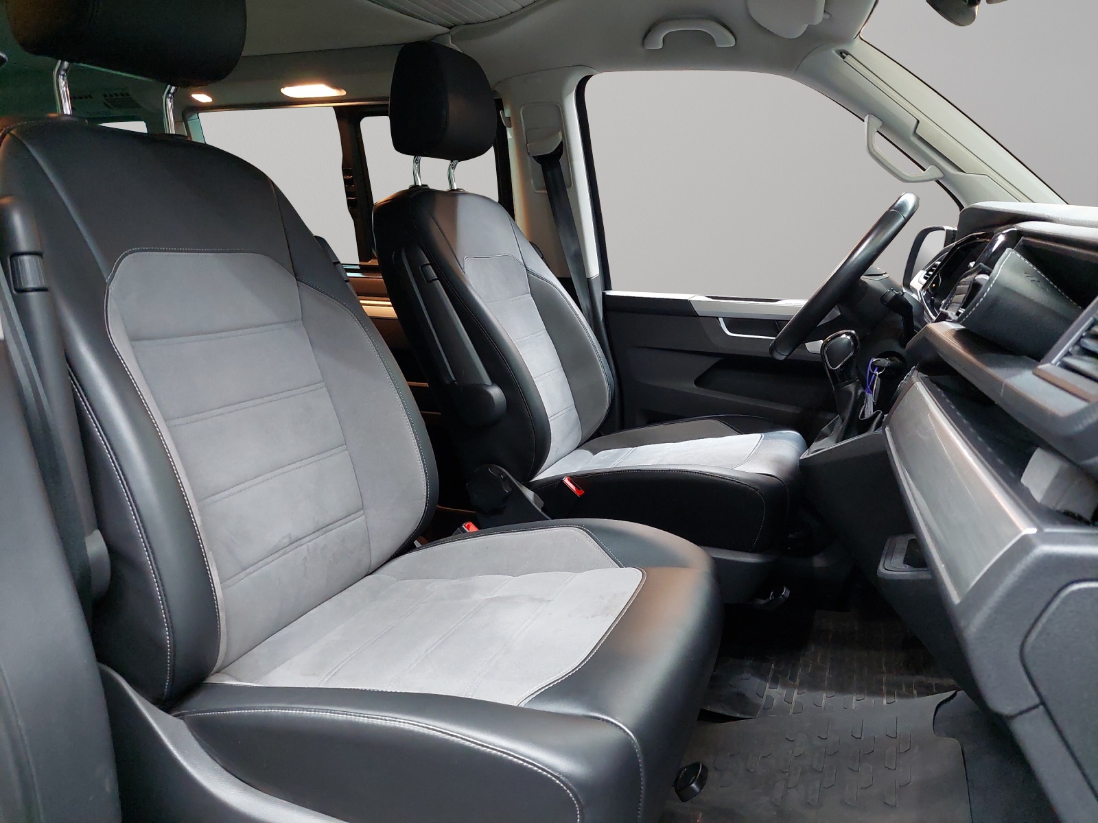 VW T6.1 California 2.0 Bi-TDI Beach Edition Liberty 4Motion DSG-image-11