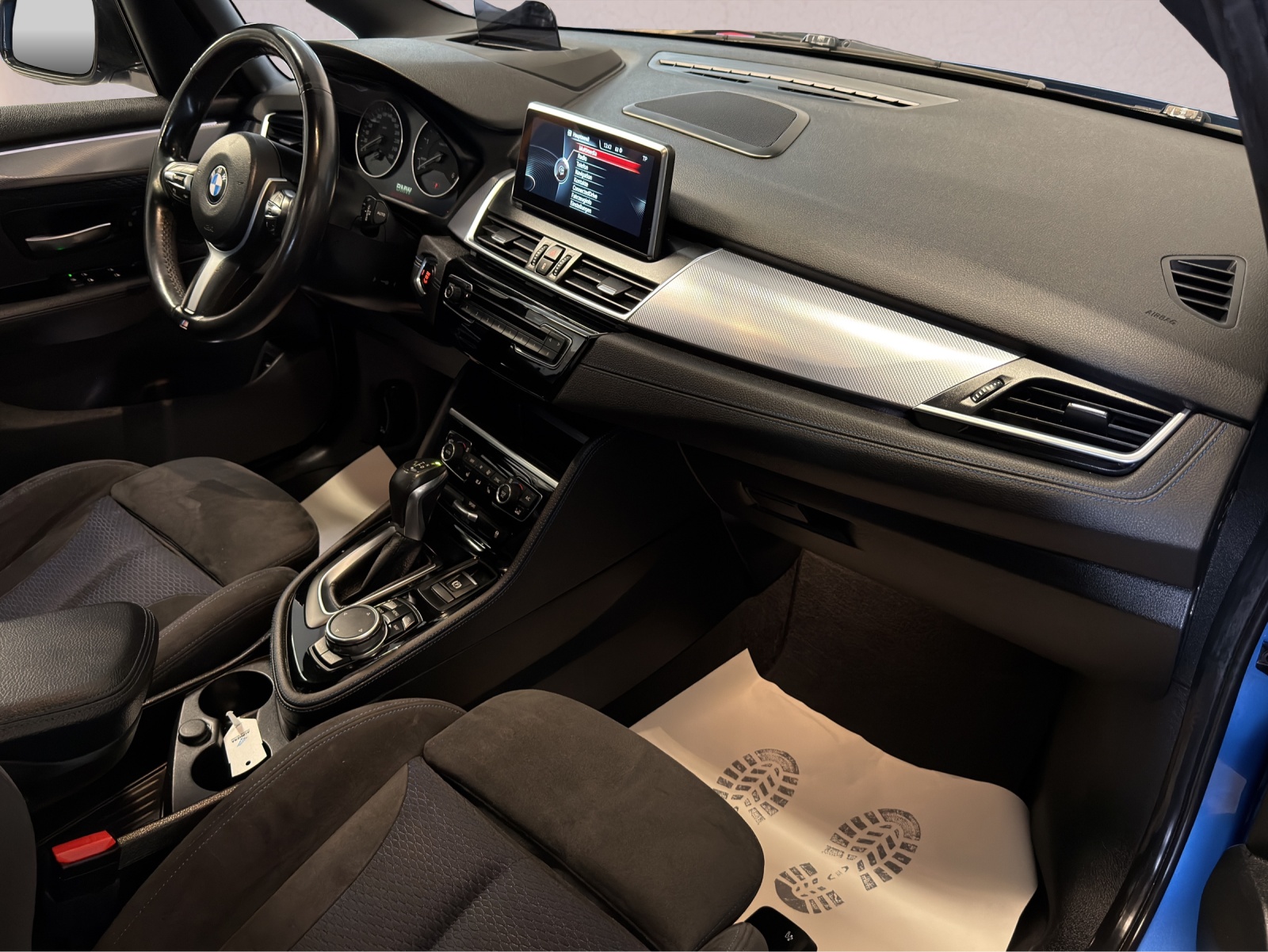 BMW 220d Active Tourer M Sport Steptronic-image-13