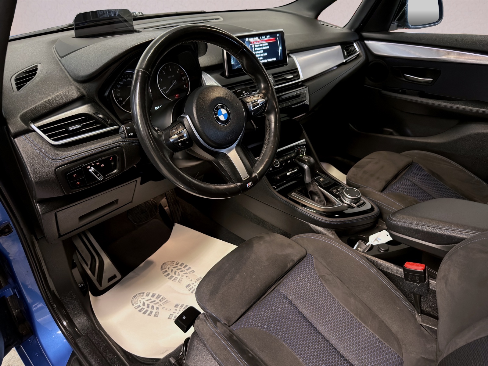 BMW 220d Active Tourer M Sport Steptronic-image-10