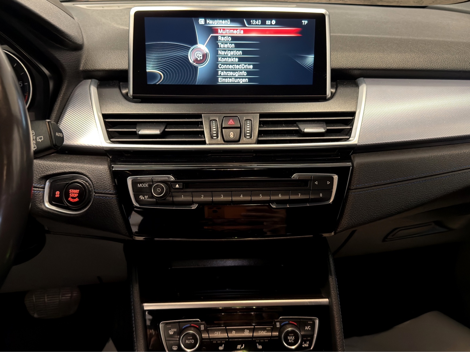 BMW 220d Active Tourer M Sport Steptronic-image-7