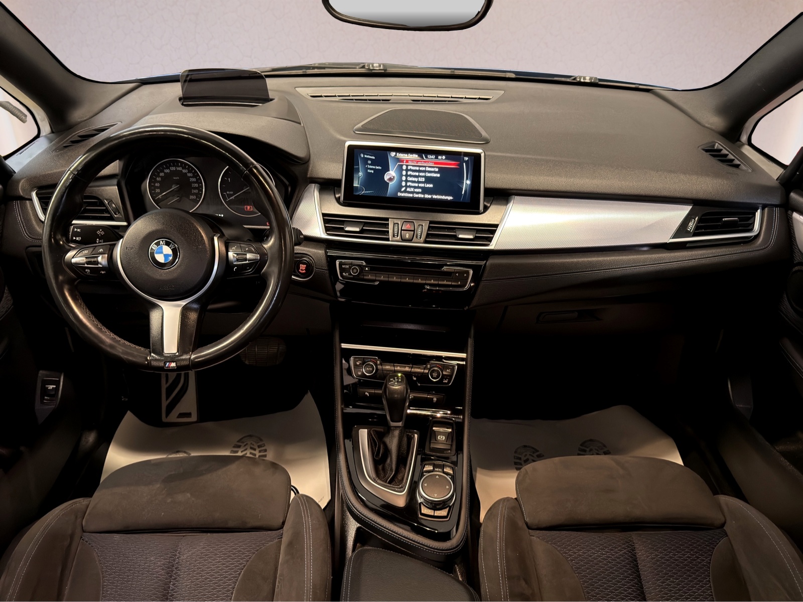 BMW 220d Active Tourer M Sport Steptronic-showroom-element-3