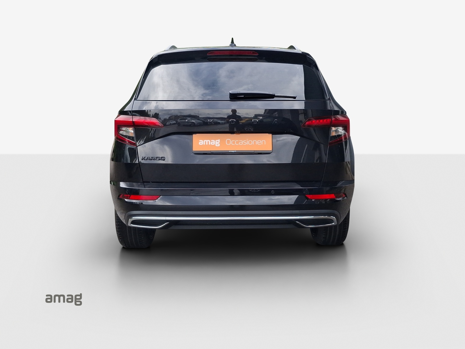 SKODA Karoq 1.5 TSI ACT SportLine DSG-showroom-element-3