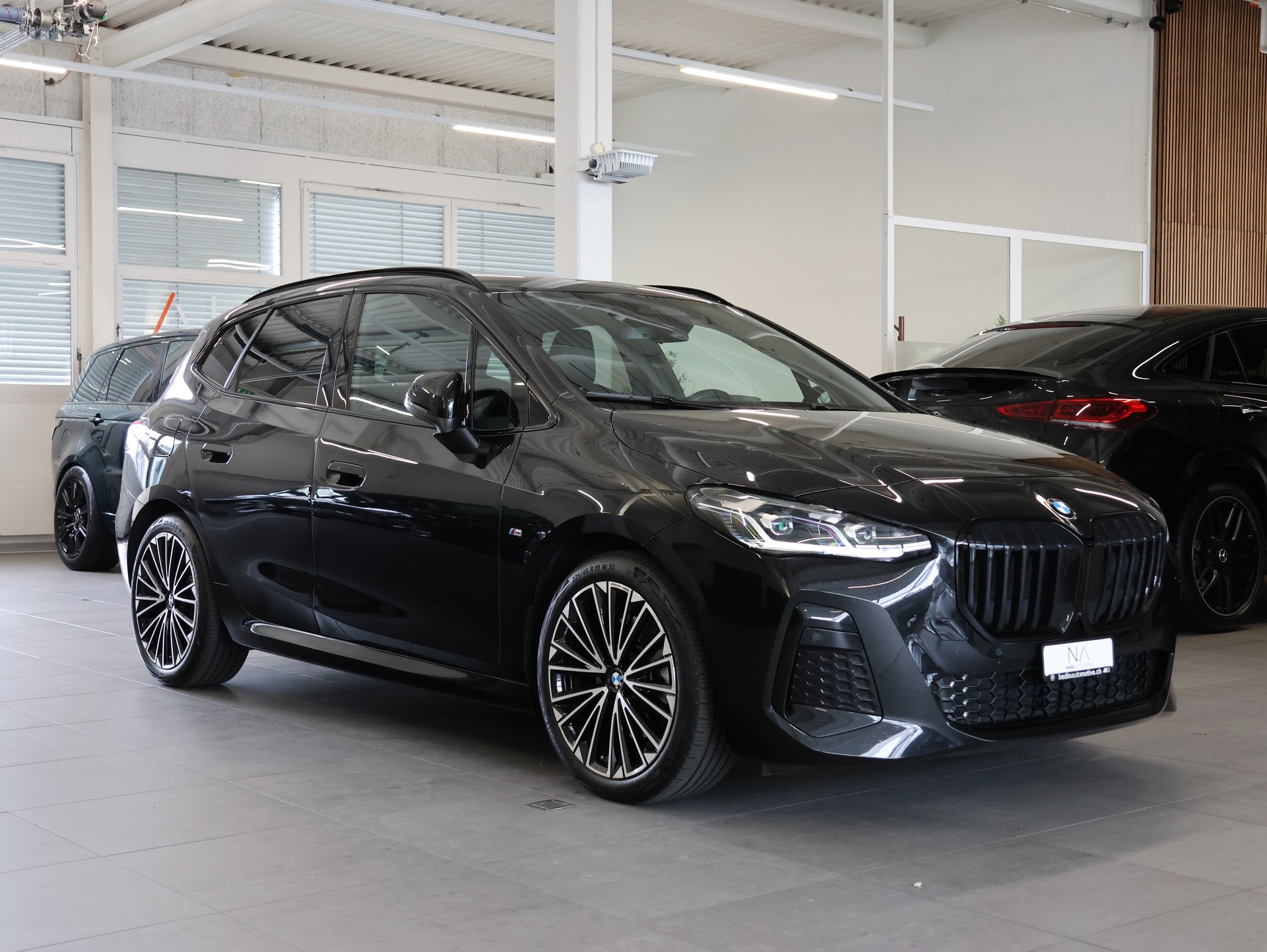 BMW 223i Active Tourer xDrive M Sport DKG *Panoramadach* *360 Kamera* *Harman/Kardon*-showroom-element-1