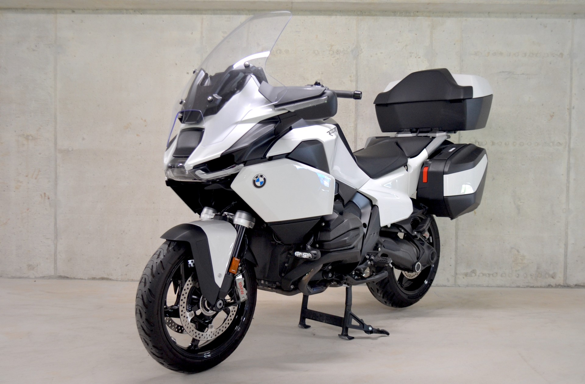 BMW R 1300 RT-image-1