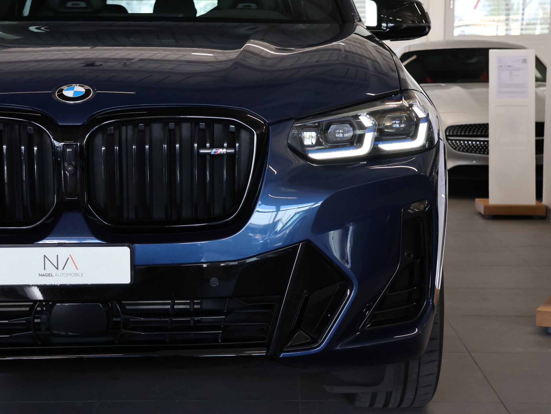 BMW X3 xDrive 48V M40d M Sport Edition Steptronic *PHYTONICBLAU-LACKIERUNG*-showroom-element-3