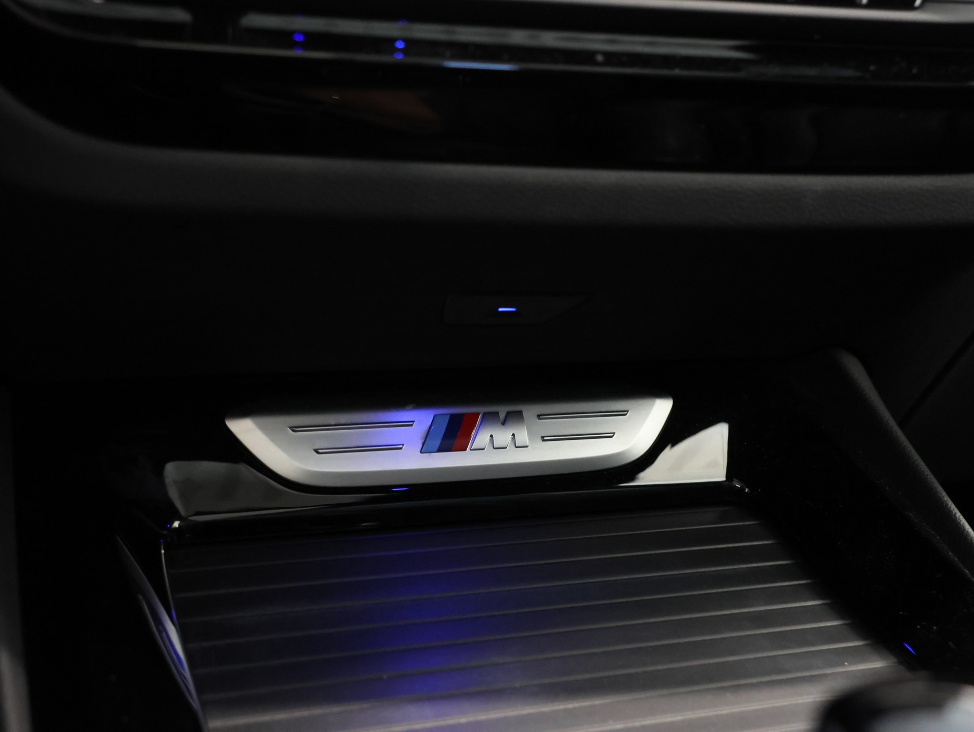 BMW X3 xDrive 48V M40d M Sport Edition Steptronic *PHYTONICBLAU-LACKIERUNG*-image-26