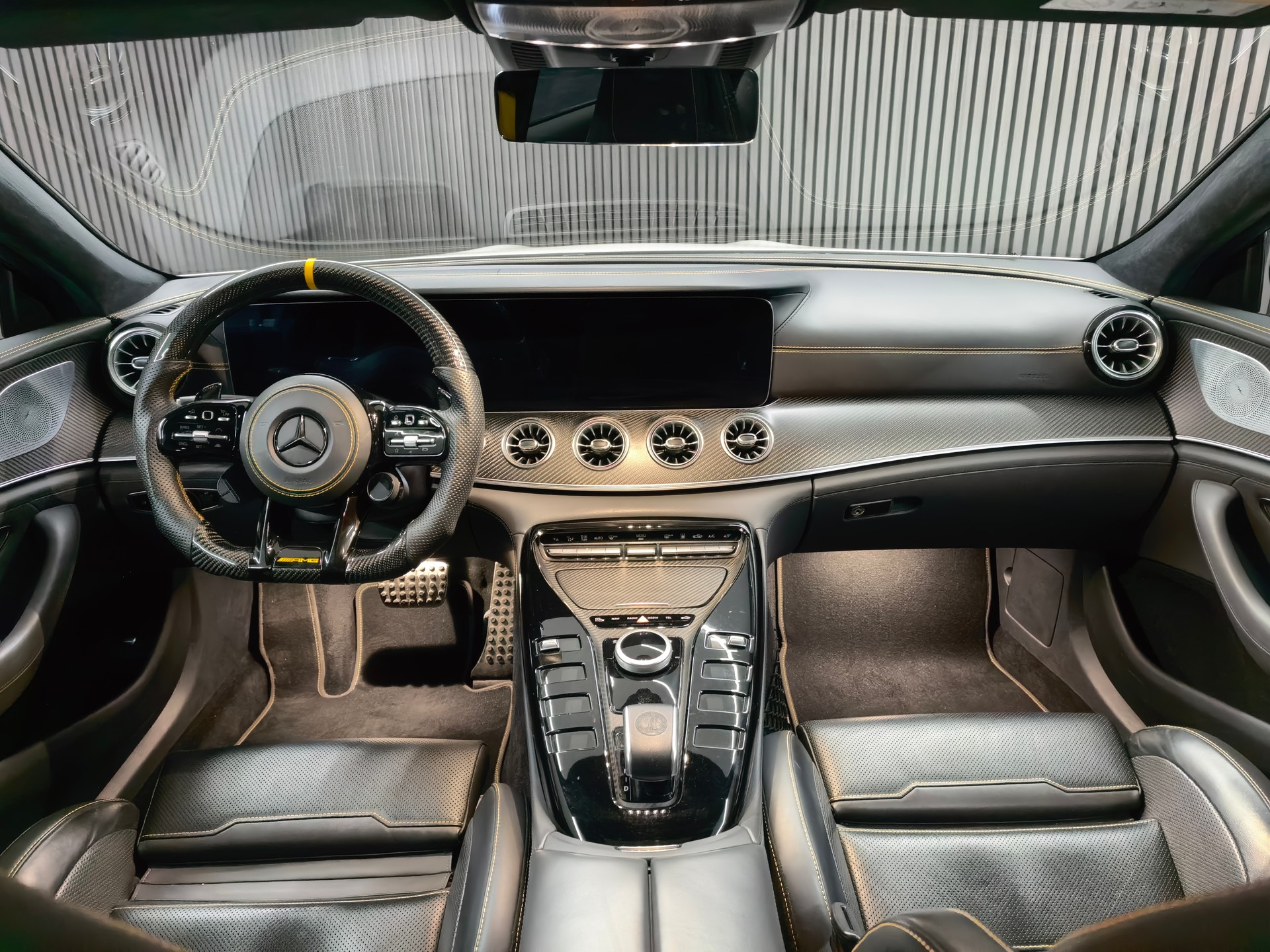 MERCEDES-BENZ AMG GT 4 63 S Edition 1 4Matic+ Speedshift MCT-image-7
