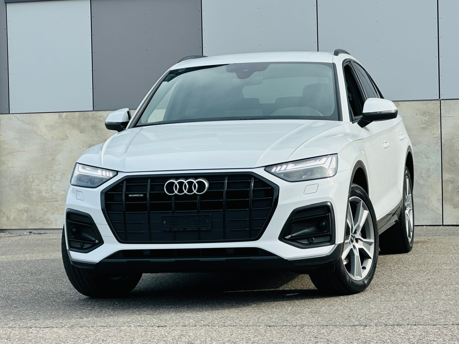 AUDI Q5 Sportback 40 TDI advanced quattro S-tronic-showroom-element-1