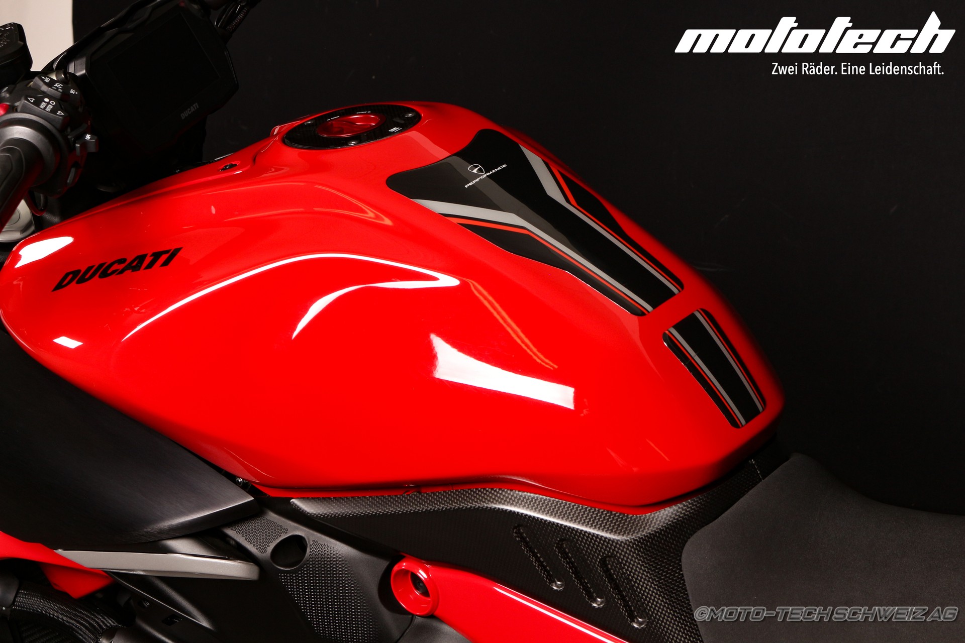 DUCATI Diavel V4-image-6