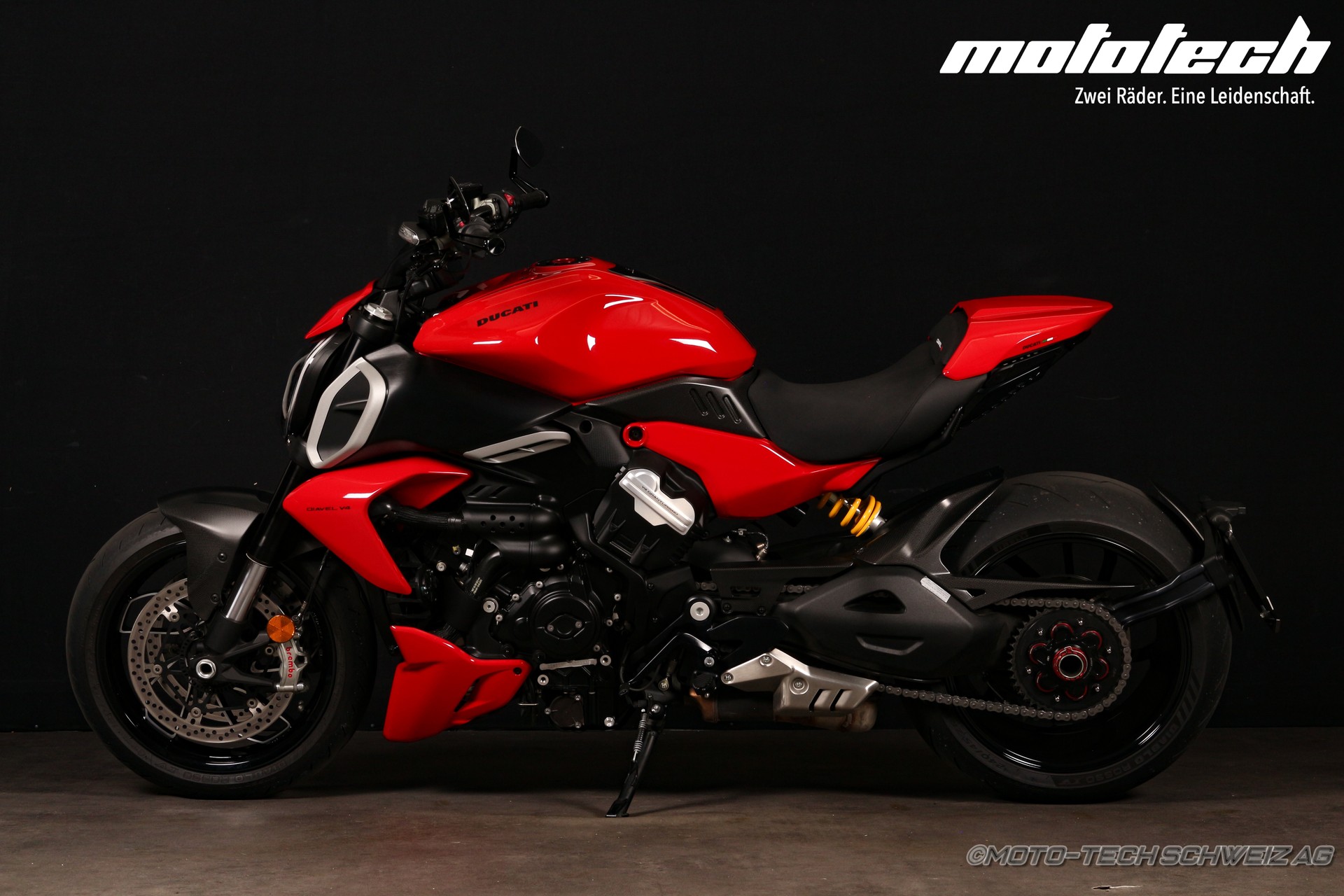 DUCATI Diavel V4-image-3