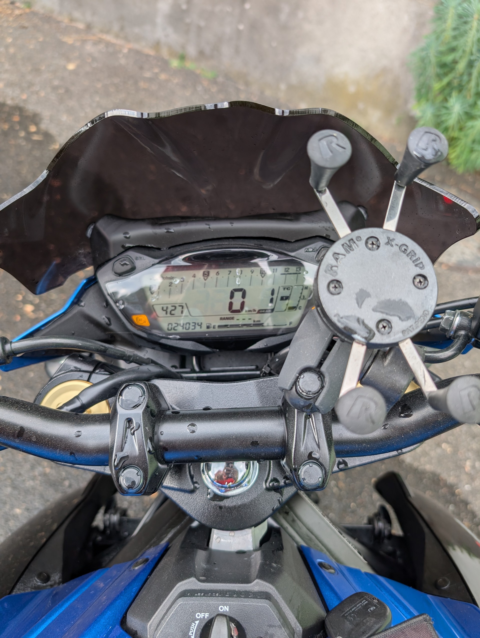 SUZUKI GSX-S 750 ABS-image-5