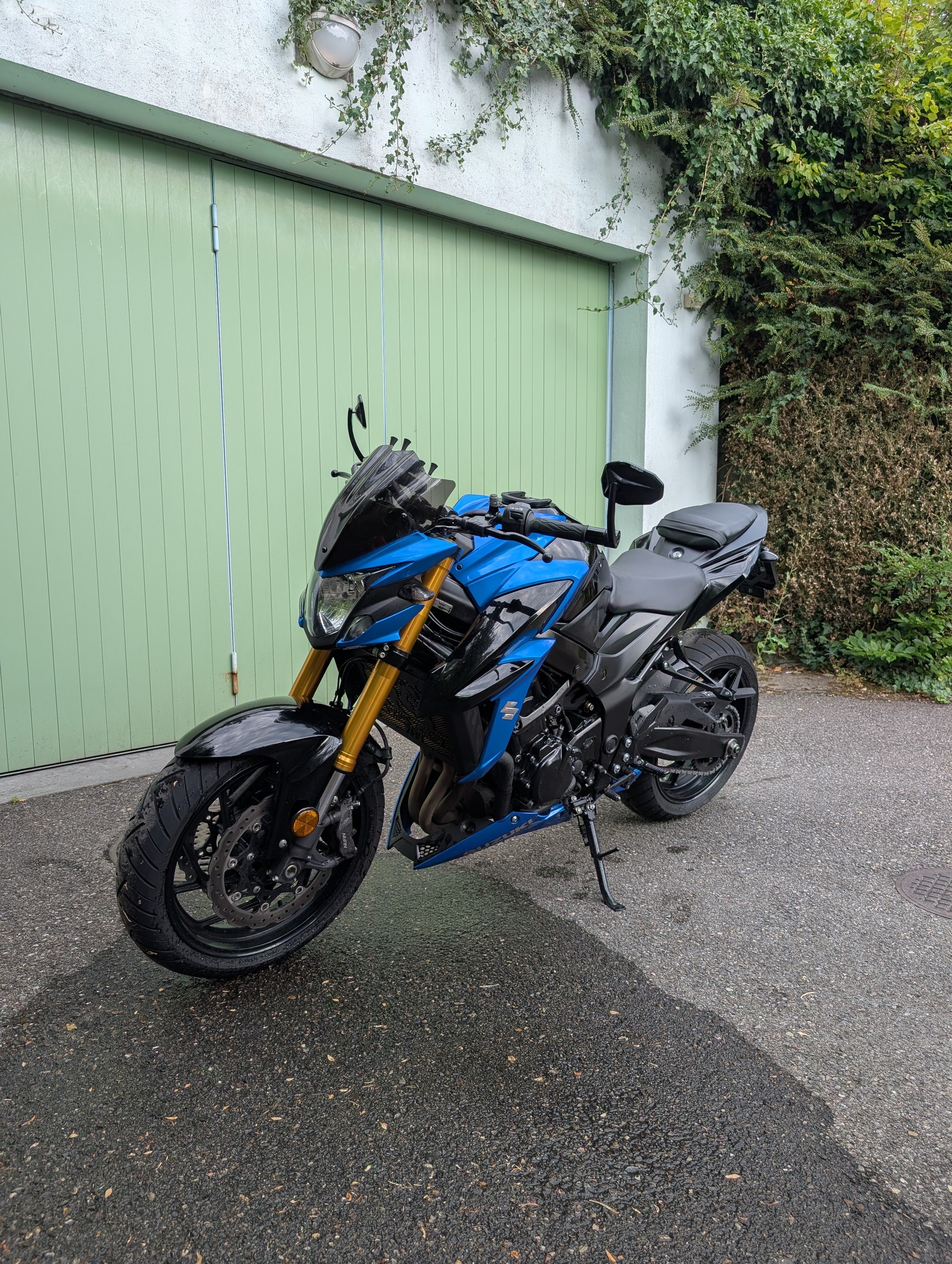 SUZUKI GSX-S 750 ABS-image-0