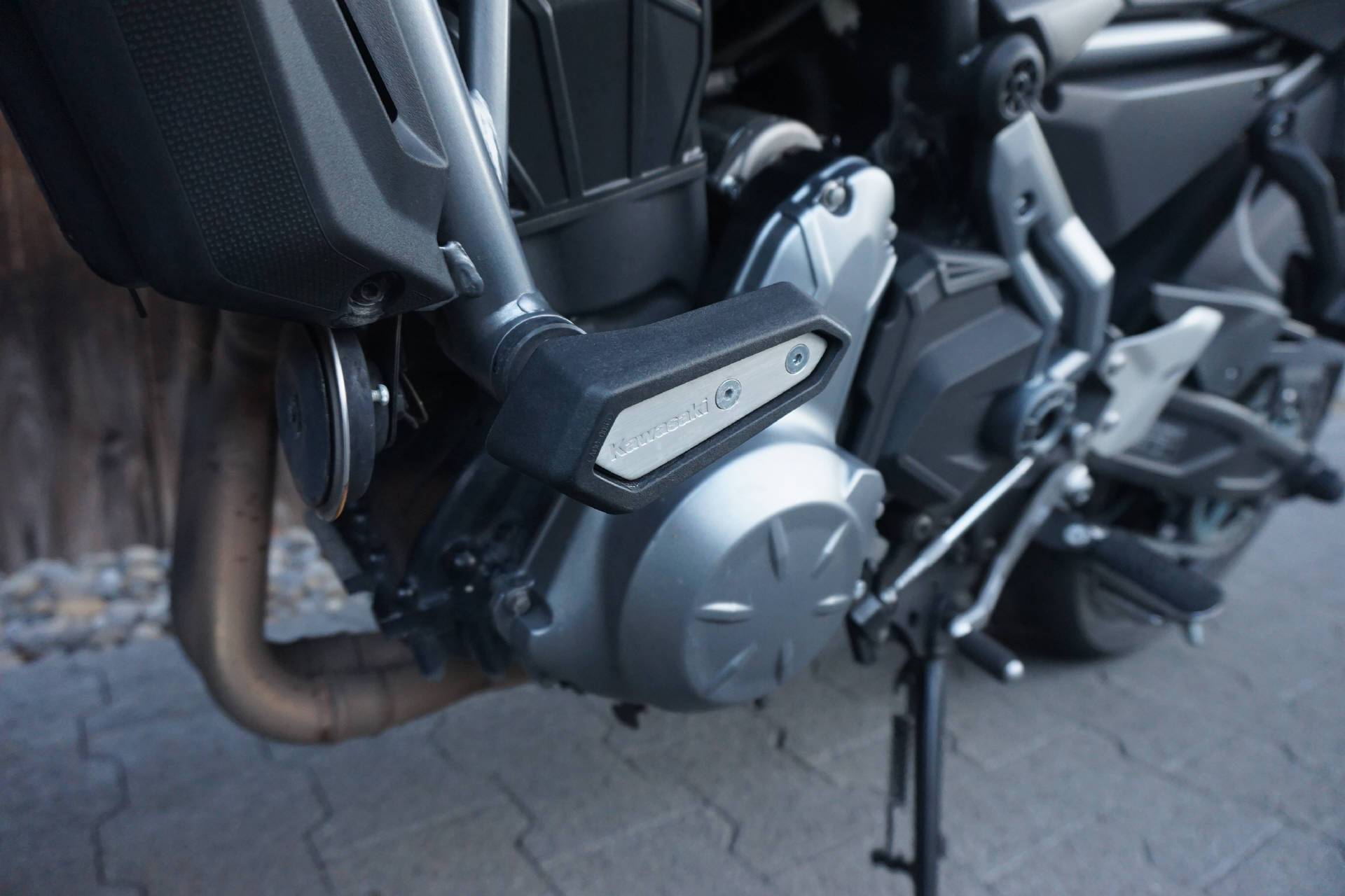KAWASAKI Z 650 ABS (35kW) mit Leovince LV Onre Evo Carbon Auspuff-image-8
